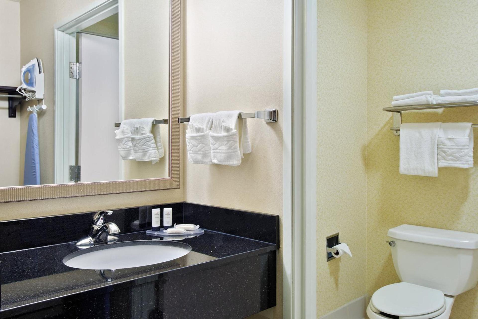 Fairfield Inn and Suites by Marriott Tampa Brandon photo 11