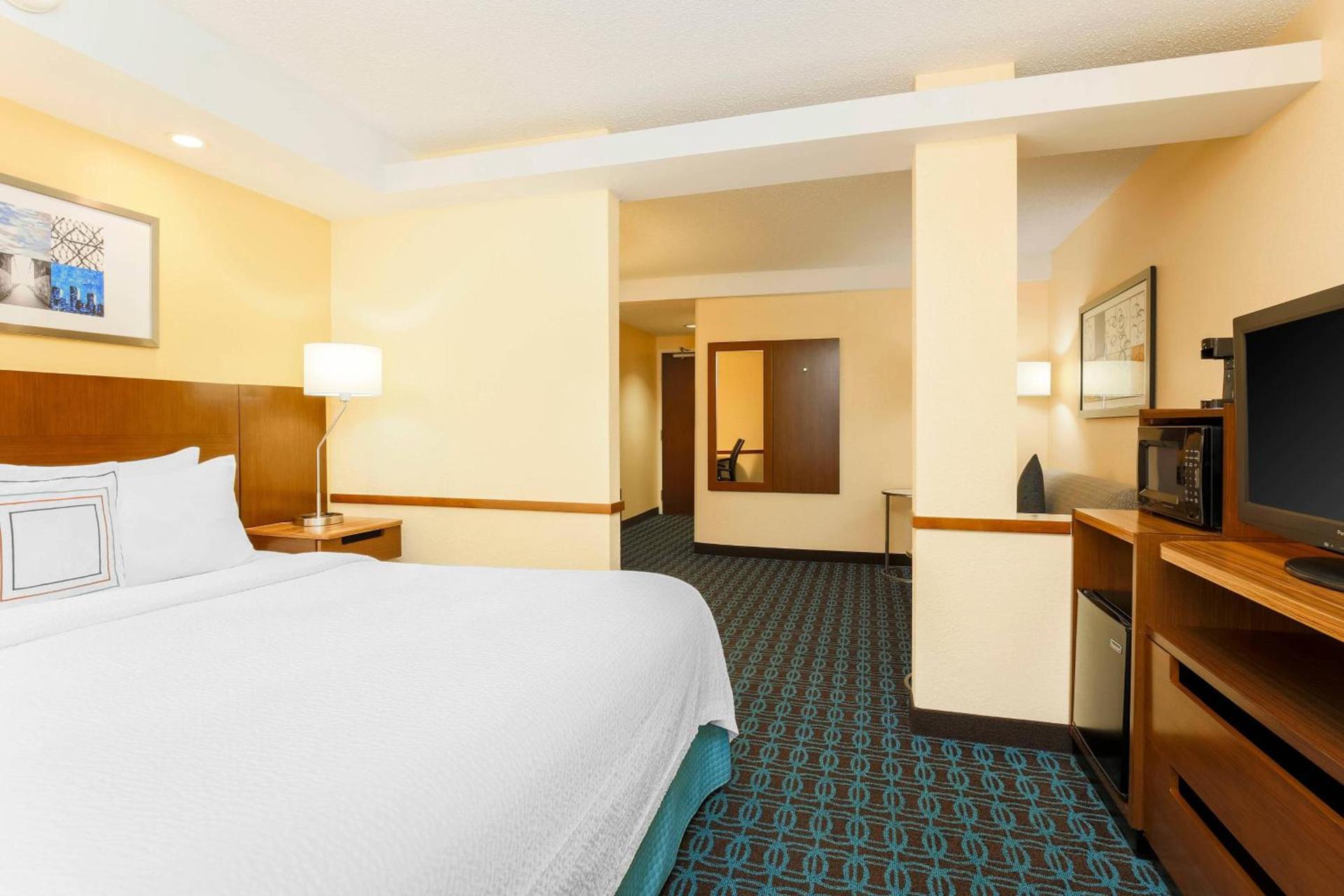 Fairfield Inn and Suites by Marriott Tampa Brandon photo 7