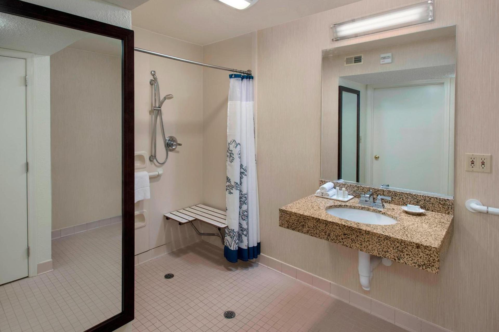 Residence Inn Philadelphia Valley Forge photo 4