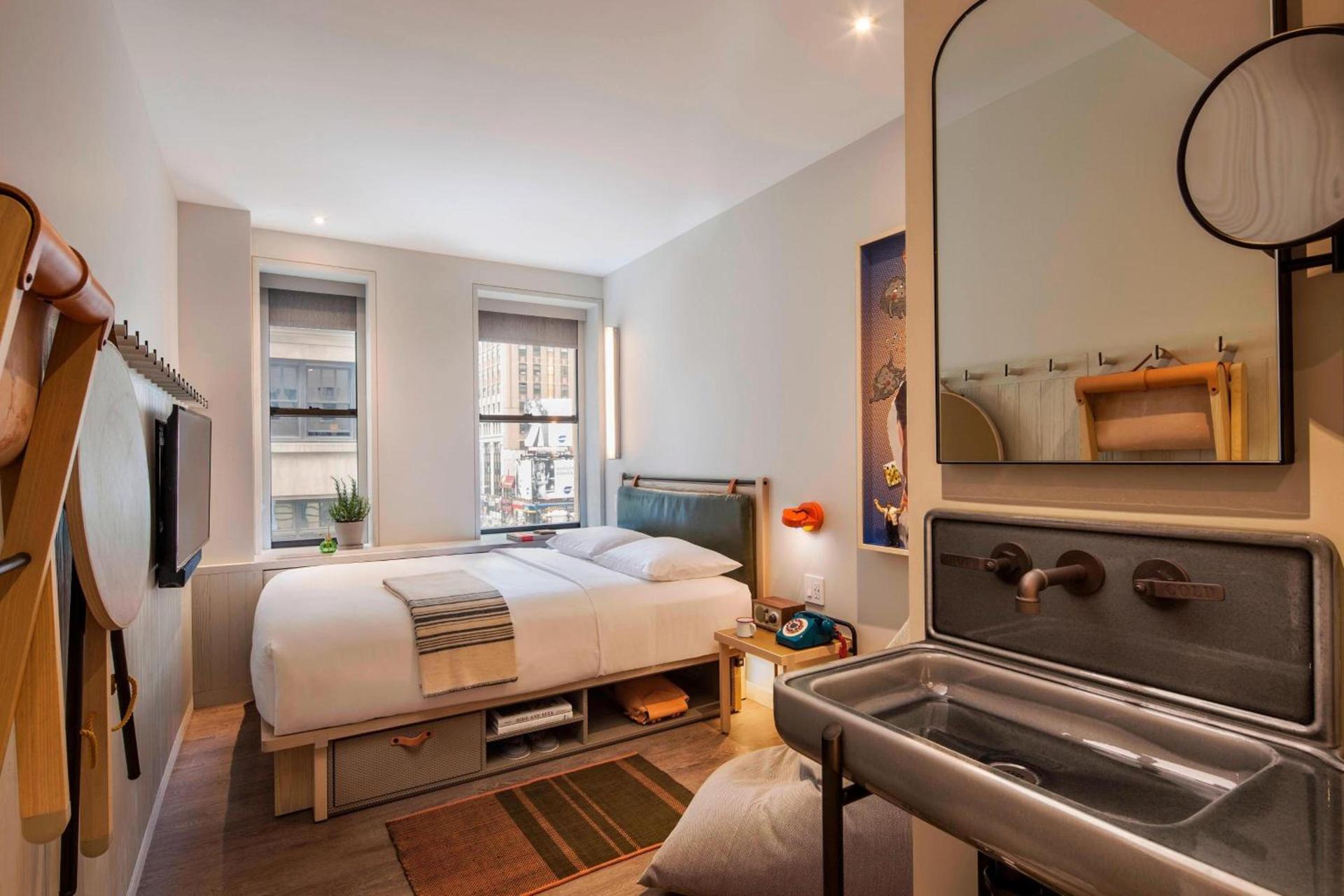 Moxy NYC Times Square photo 10