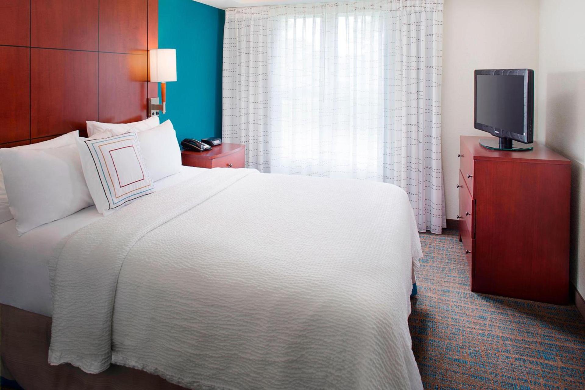 Residence Inn by Marriott Roanoke Airport photo 8