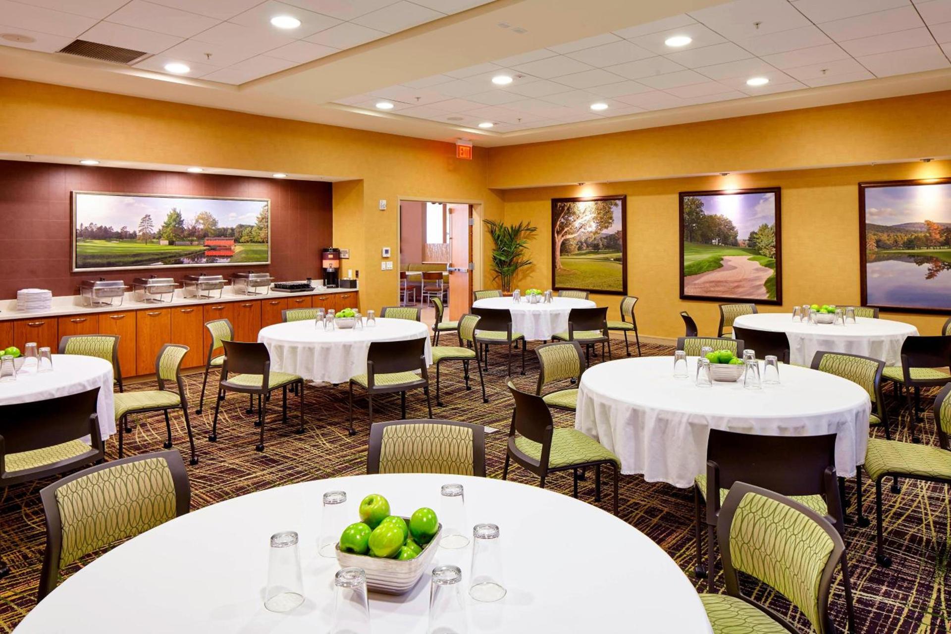 SpringHill Suites by Marriott Pittsburgh Latrobe photo 25