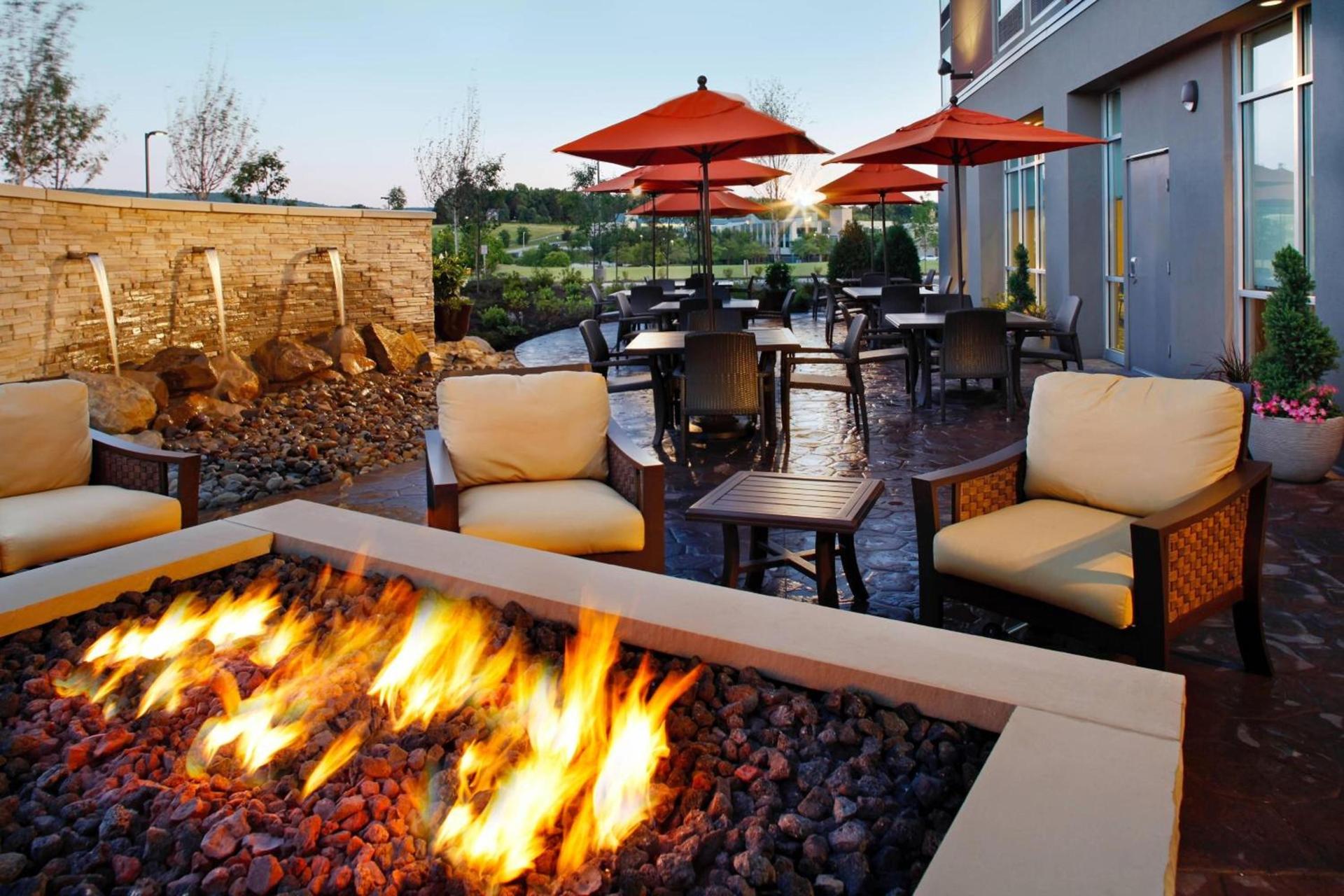 SpringHill Suites by Marriott Pittsburgh Latrobe photo 11