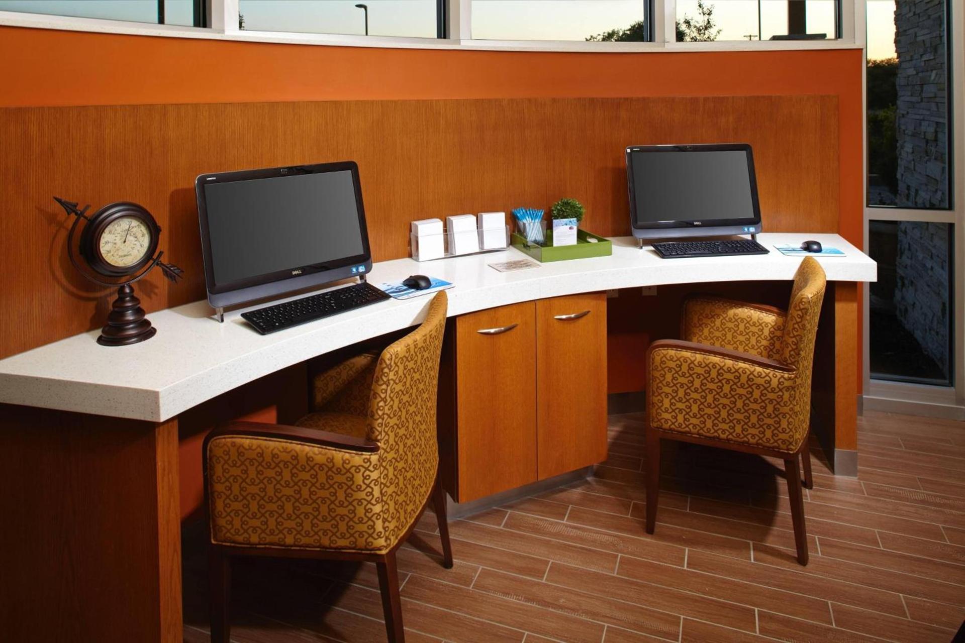 SpringHill Suites by Marriott Pittsburgh Latrobe photo 26