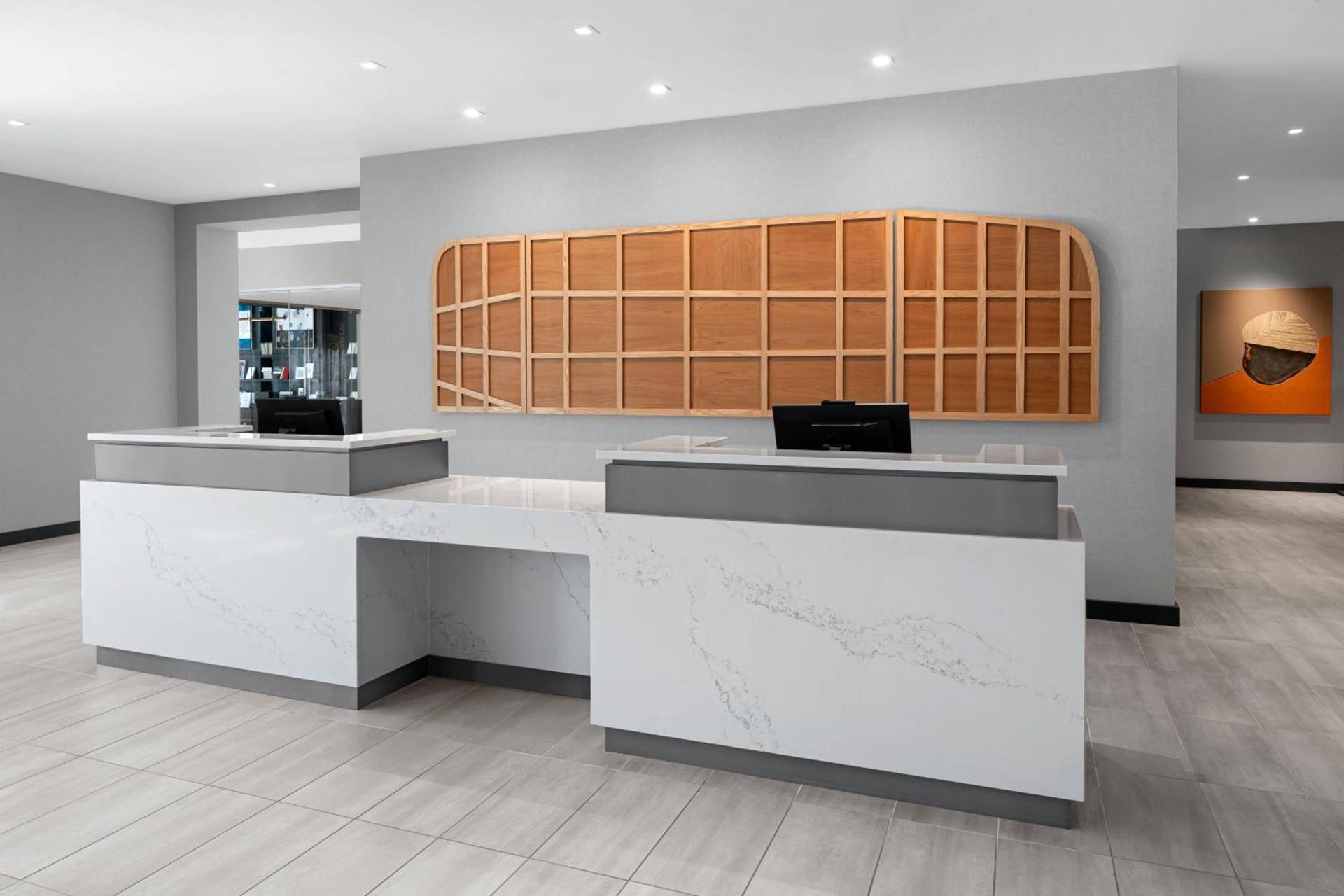 AC Hotel by Marriott Santa Rosa Sonoma Wine Country photo 4