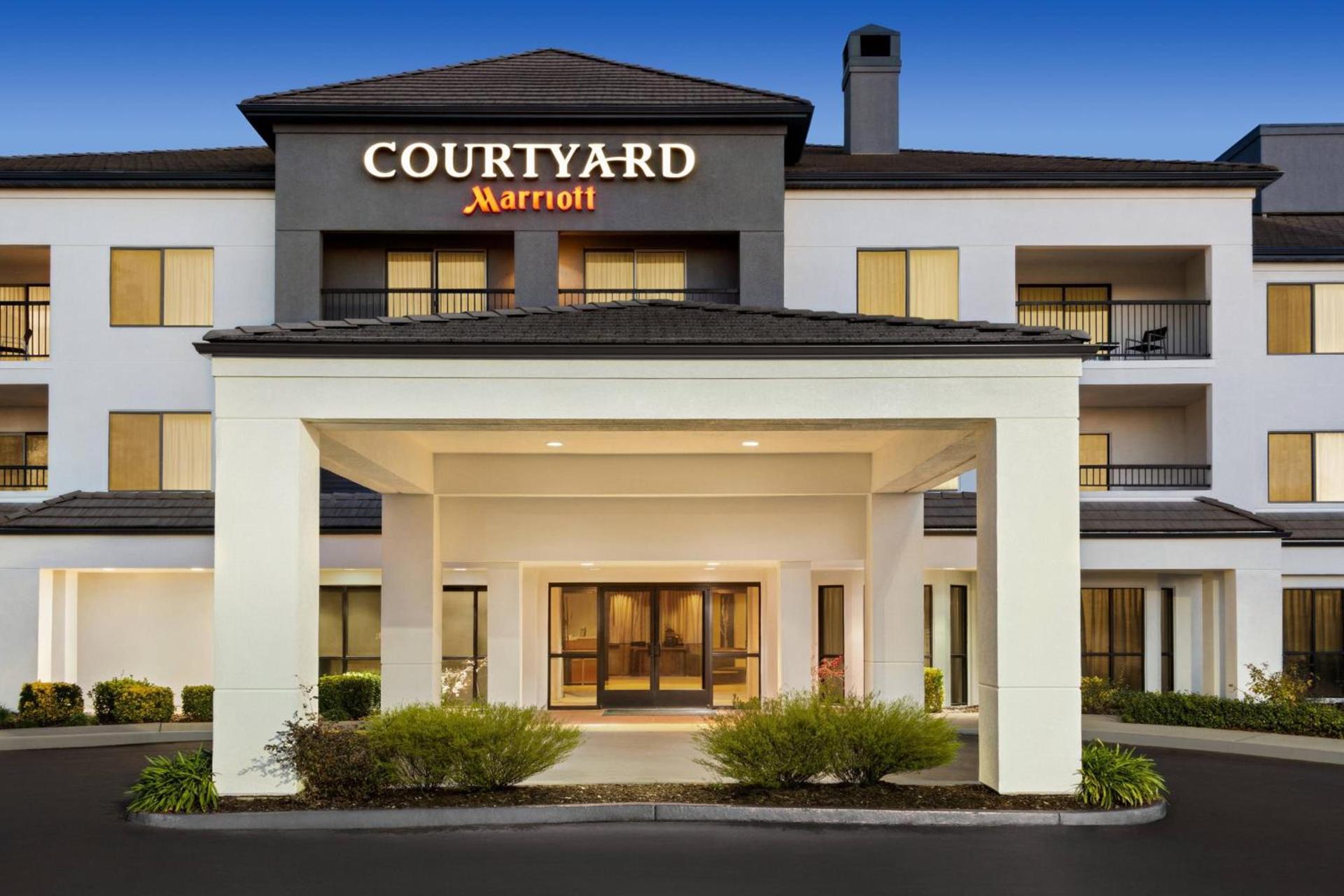Courtyard by Marriott Roseville photo 1
