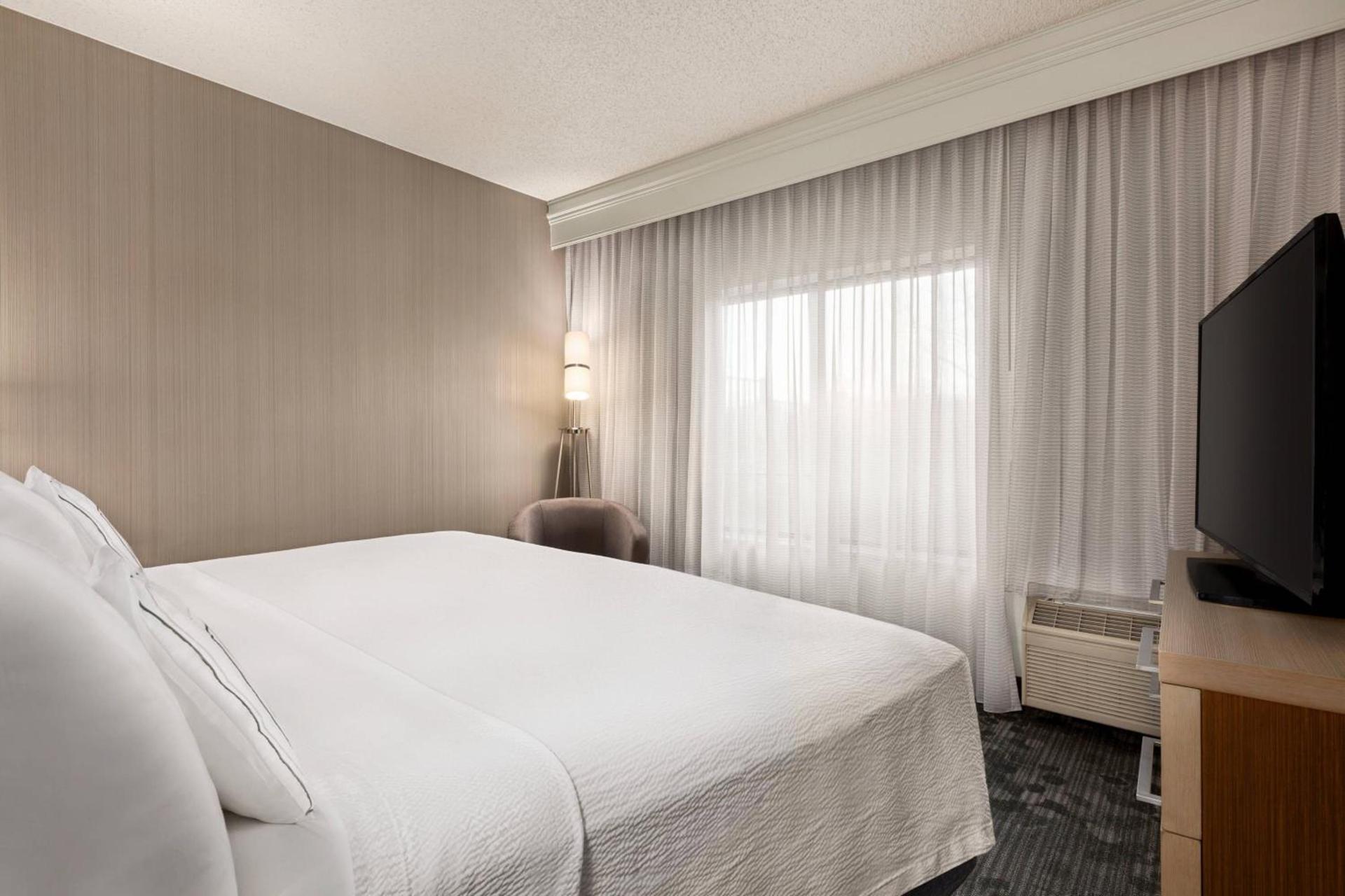 Courtyard by Marriott Roseville photo 24