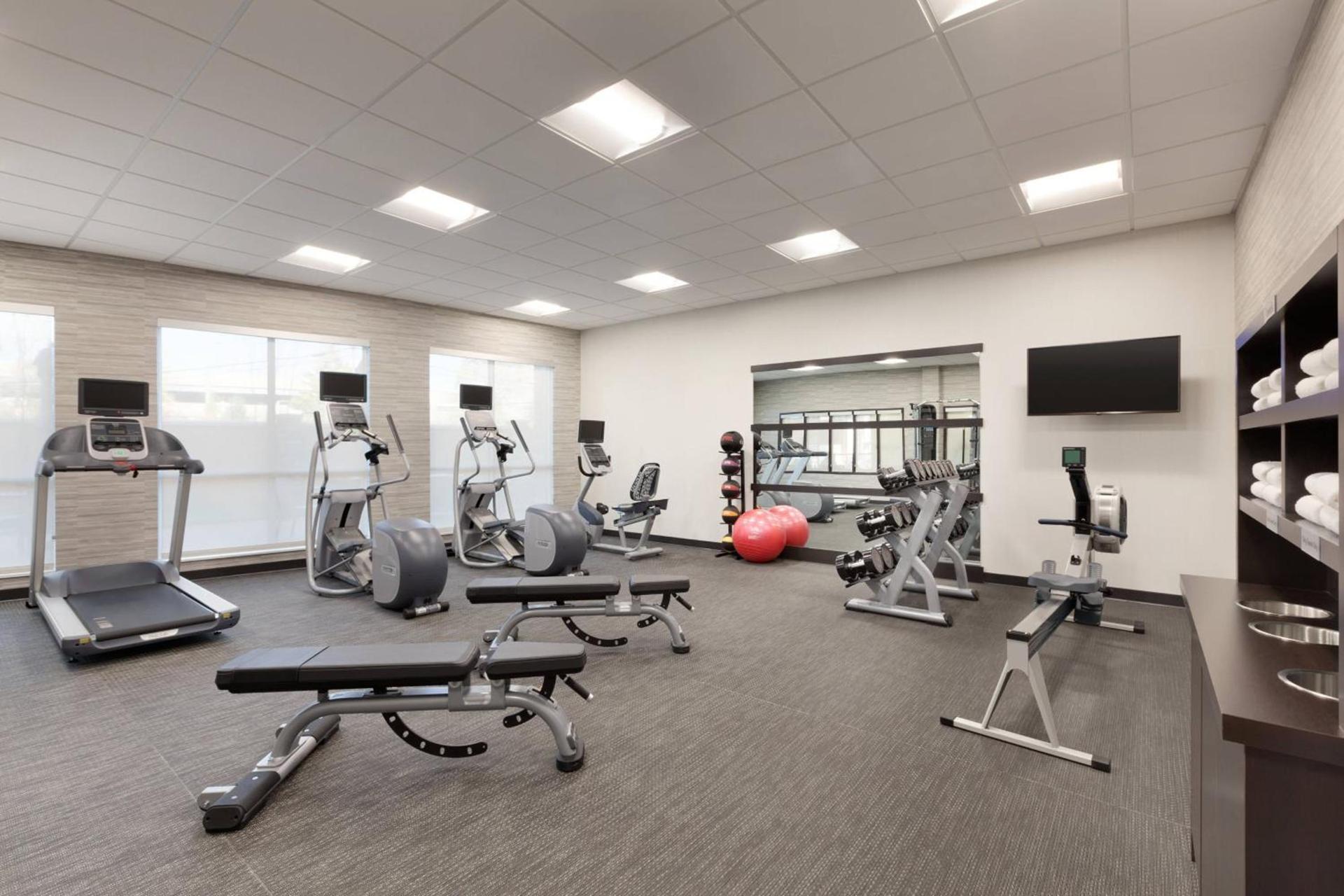 Courtyard by Marriott Boston Dedham/Westwood photo 33