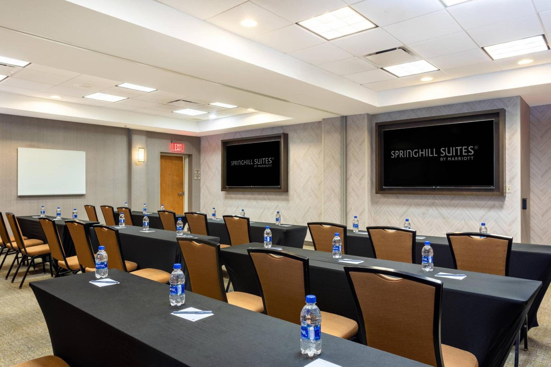 SpringHill Suites by Marriott Miami Airport South Blue Lagoon Area photo 27
