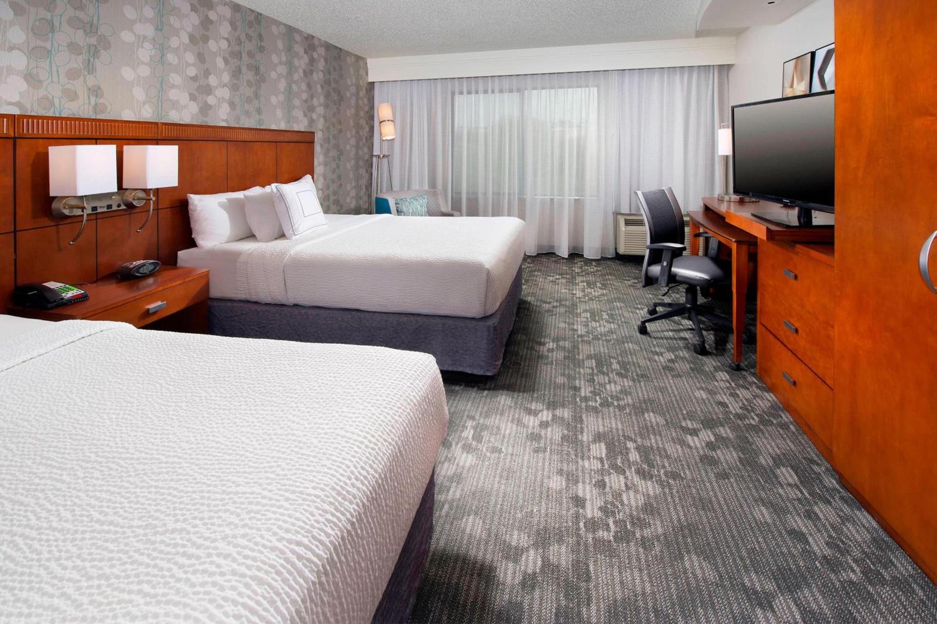 Courtyard by Marriott San Antonio Lackland photo 6