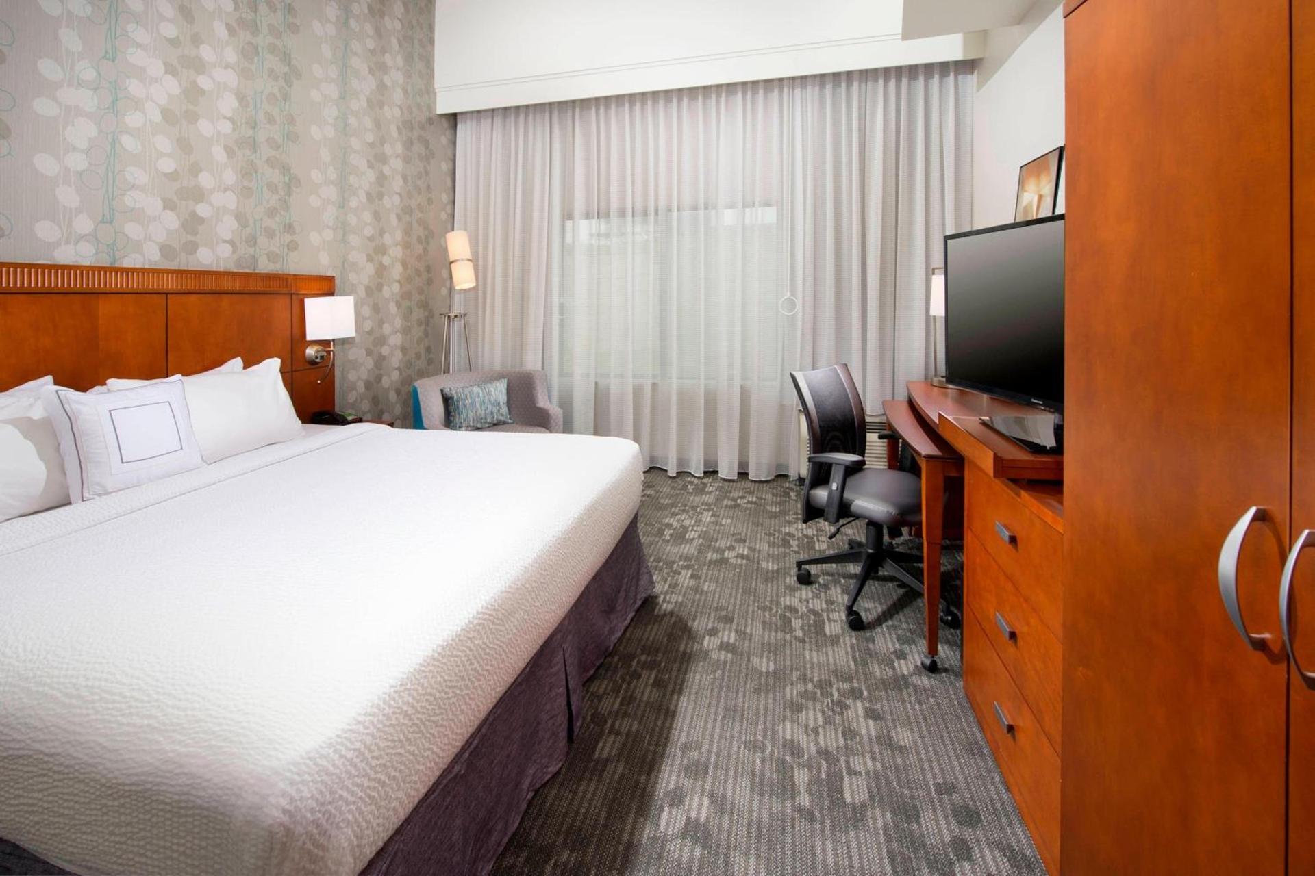 Courtyard by Marriott San Antonio Lackland photo 8