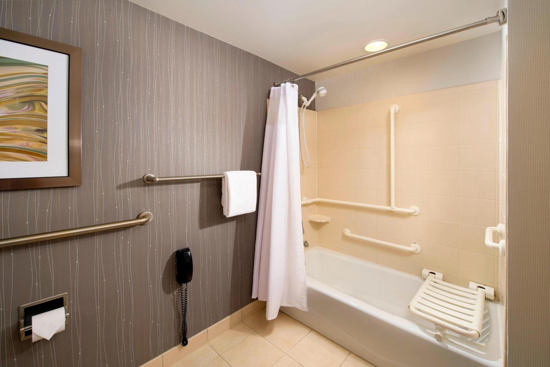 Courtyard by Marriott San Antonio Lackland photo 11
