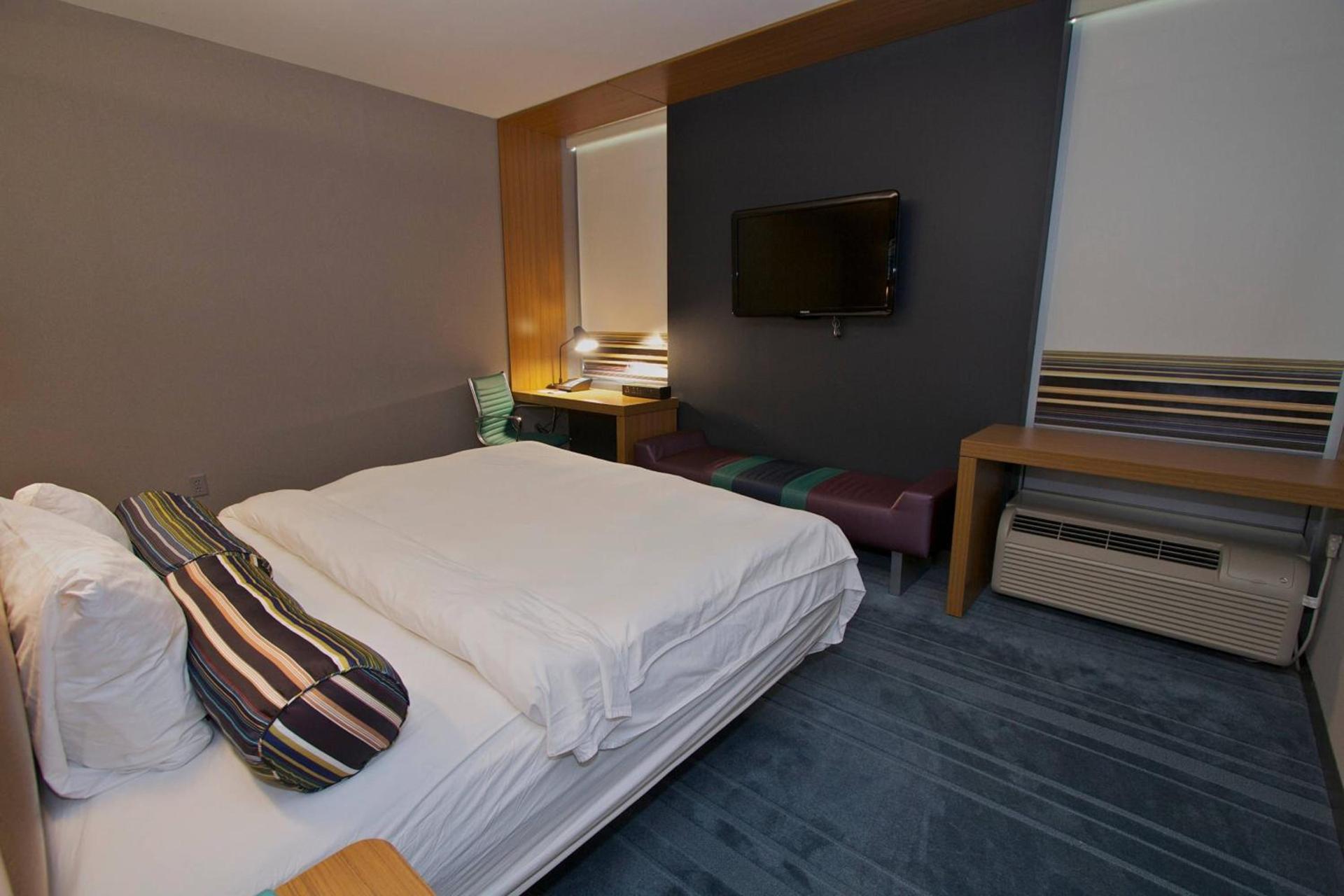 Aloft by Marriott Tulsa photo 15
