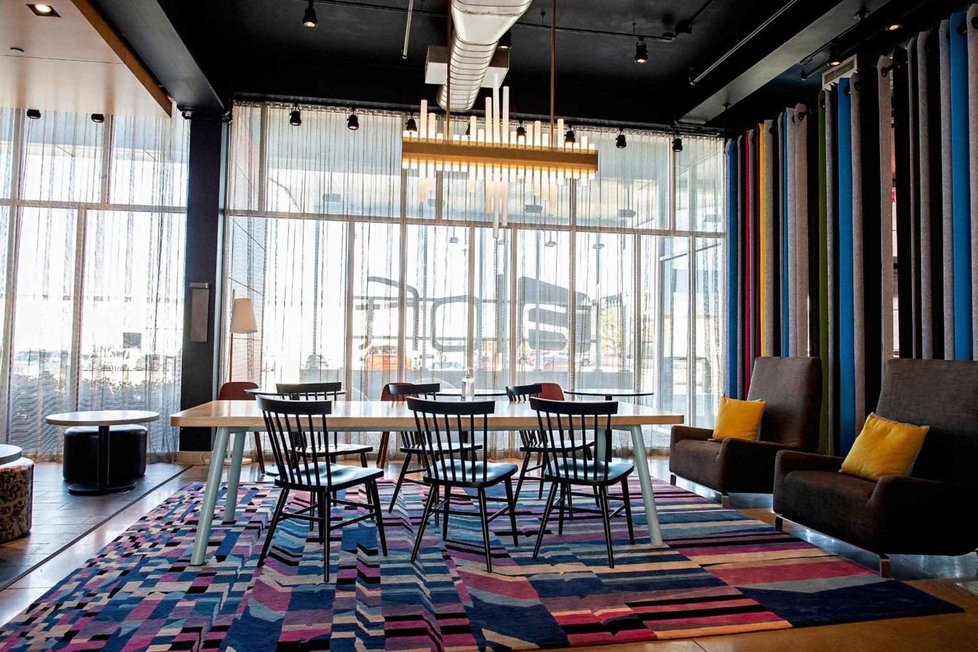 Aloft by Marriott Tulsa photo 10
