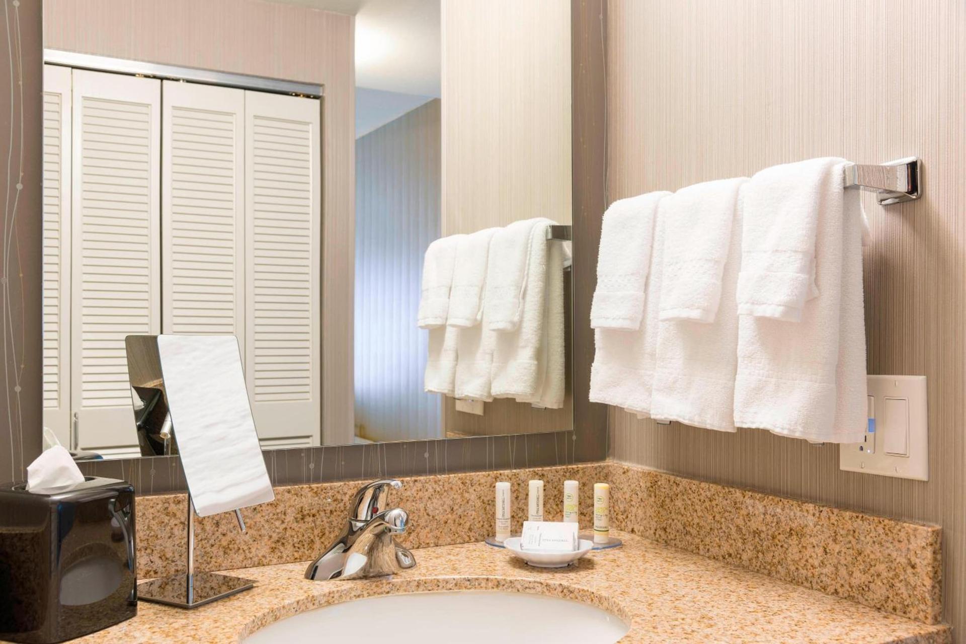 Courtyard by Marriott Livermore photo 14