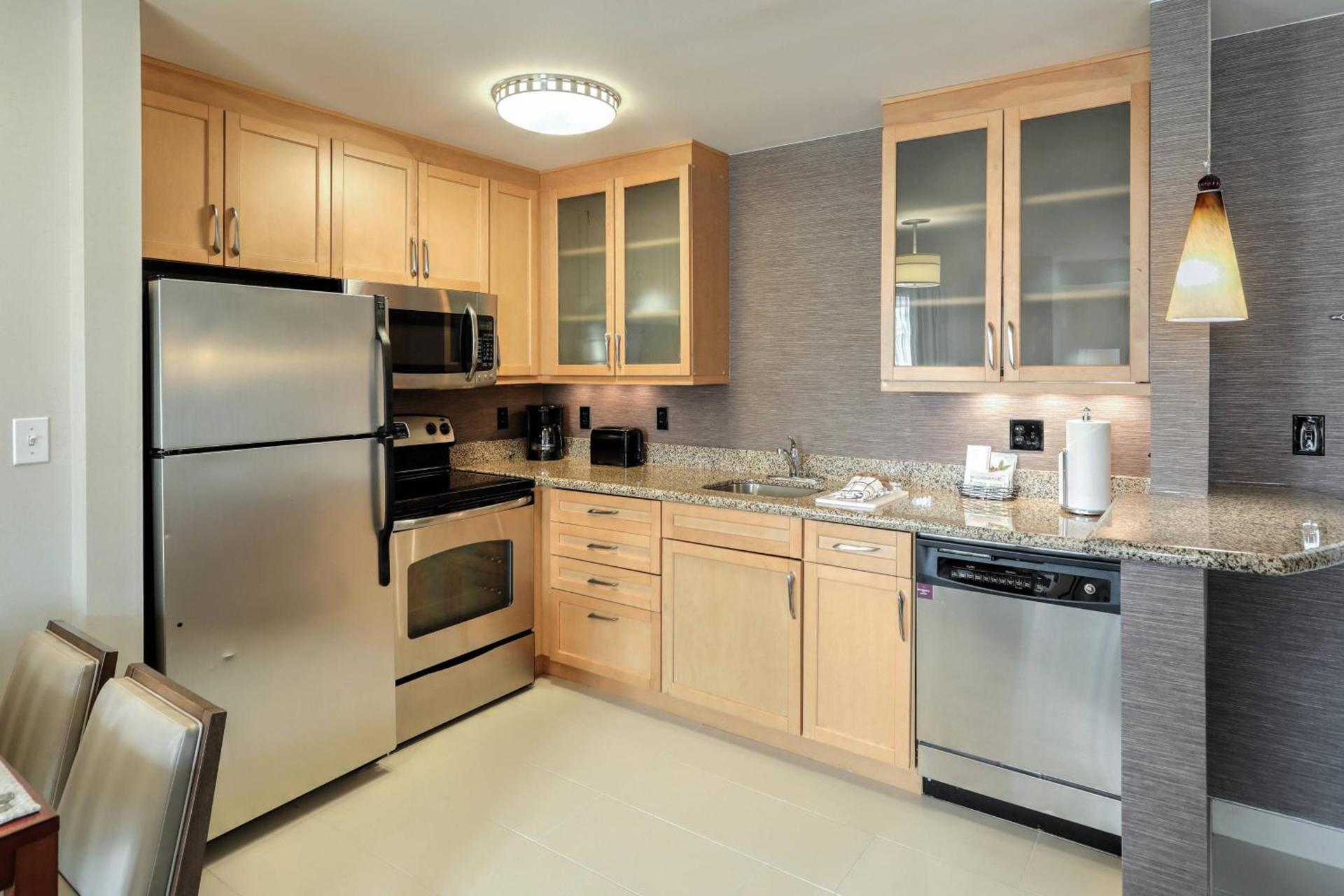 Residence Inn by Marriott Woodbridge Edison/Raritan Center photo 15