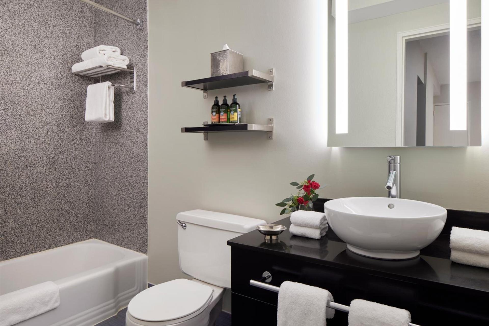 Capitol Hill Hotel photo 22