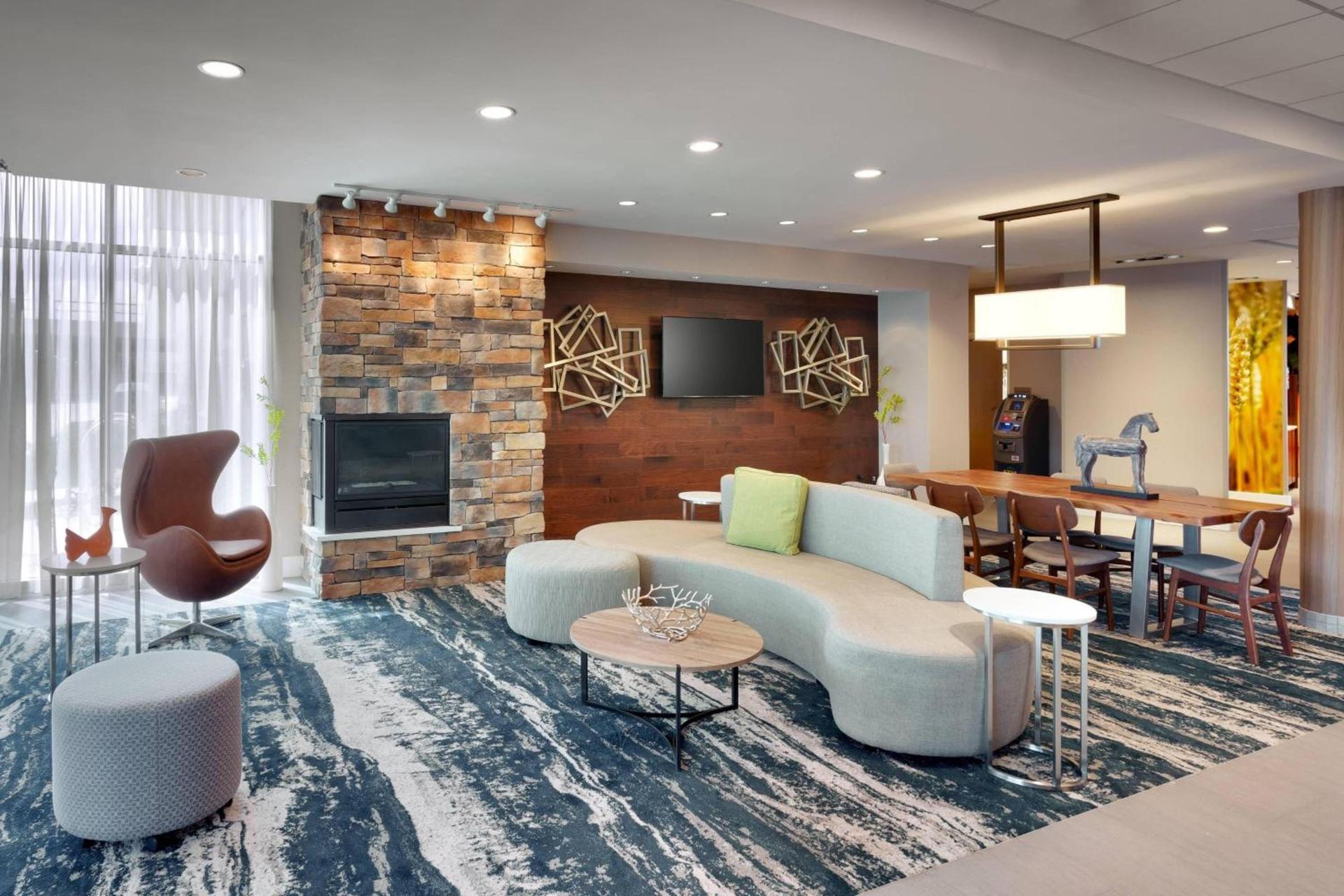 Fairfield Inn & Suites by Marriott Springfield North photo 38