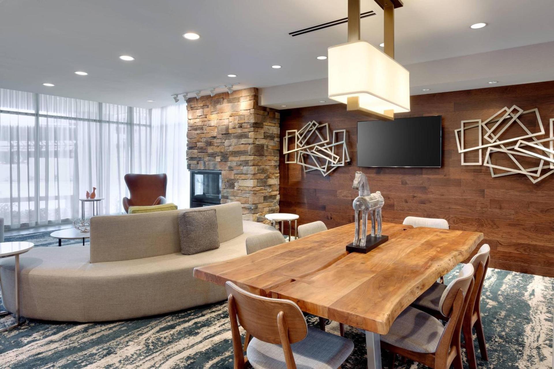 Fairfield Inn & Suites by Marriott Springfield North photo 4