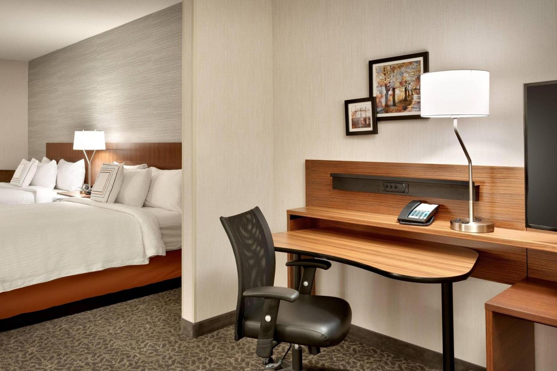 Fairfield Inn & Suites by Marriott Springfield North photo 19