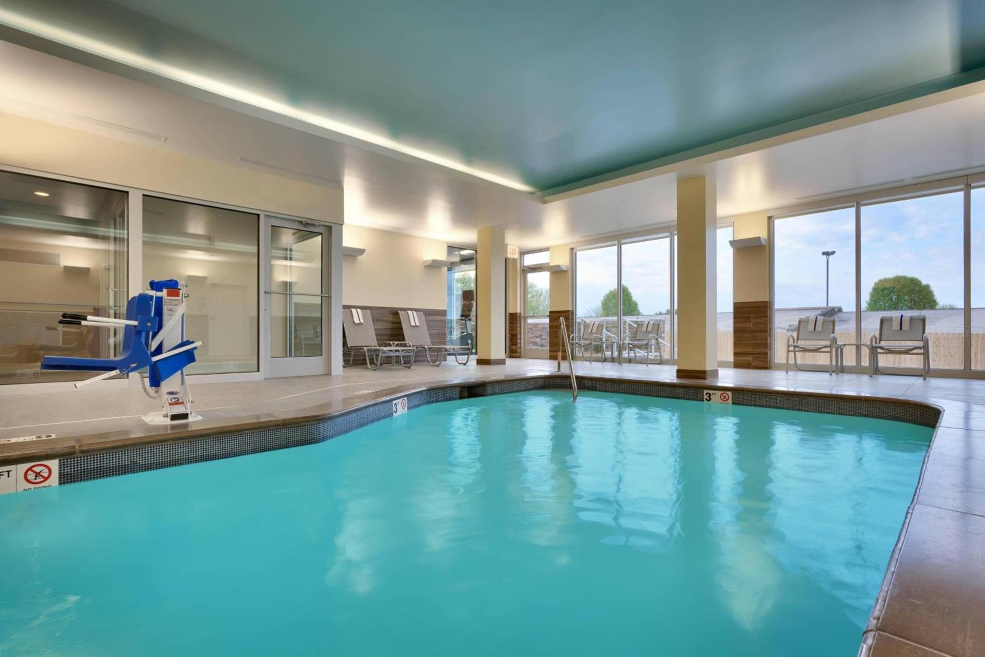 Fairfield Inn & Suites by Marriott Springfield North photo 31