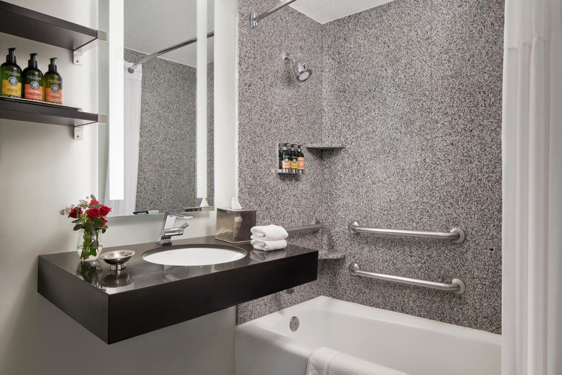 Capitol Hill Hotel photo 26