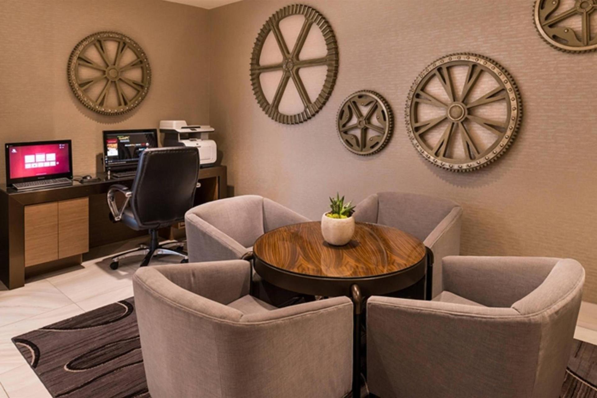 Marriott Melville Long Island photo 19