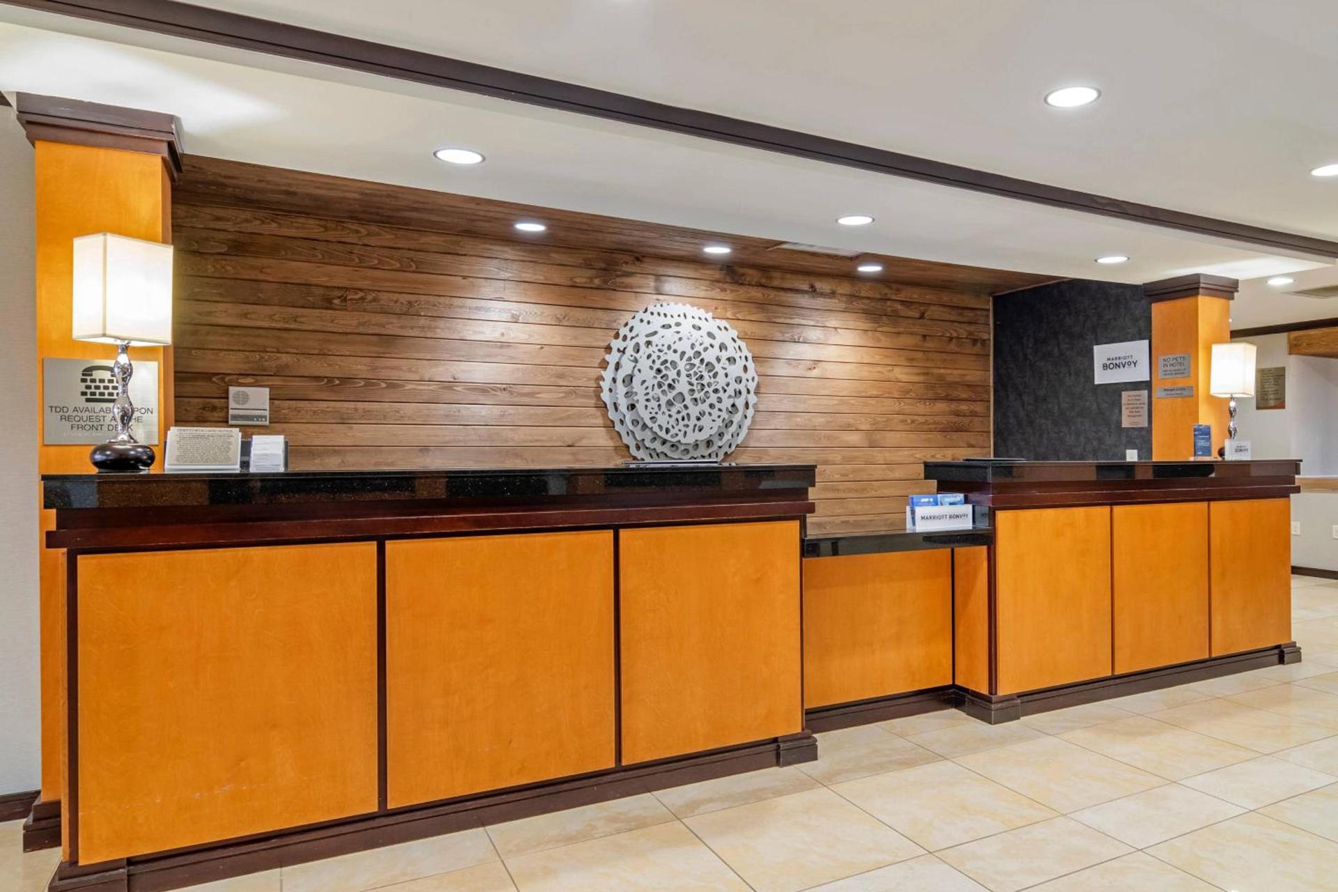 Fairfield Inn & Suites by Marriott Commerce photo 4
