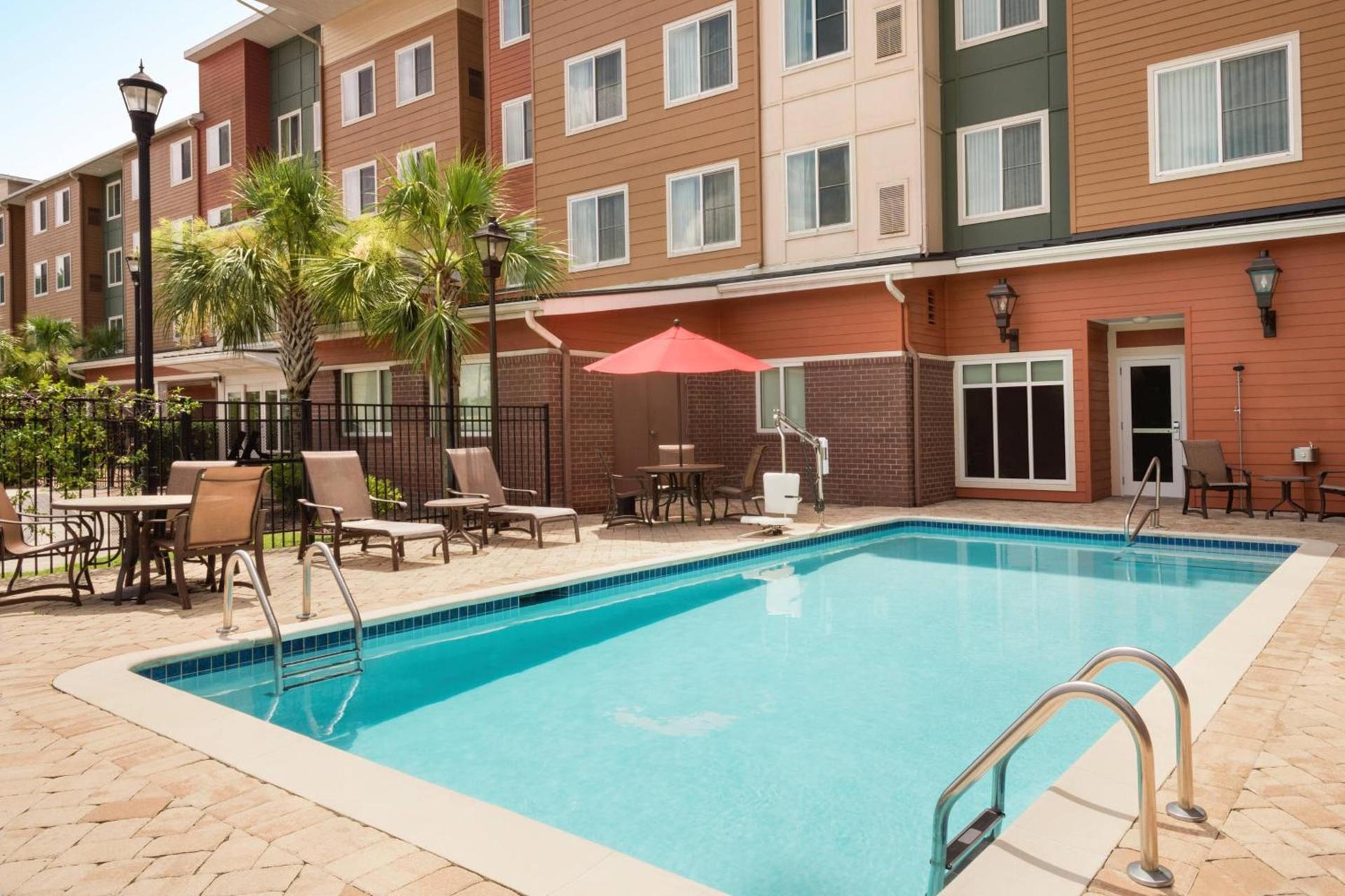 Residence Inn by Marriott Charleston North/Ashley Phosphate photo 24