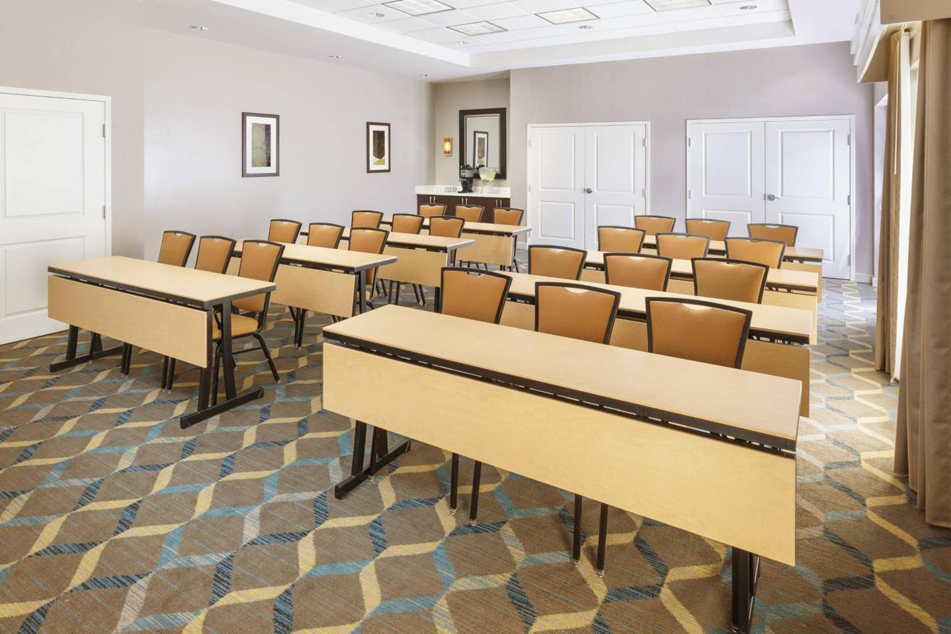 Residence Inn by Marriott Charleston North/Ashley Phosphate photo 26