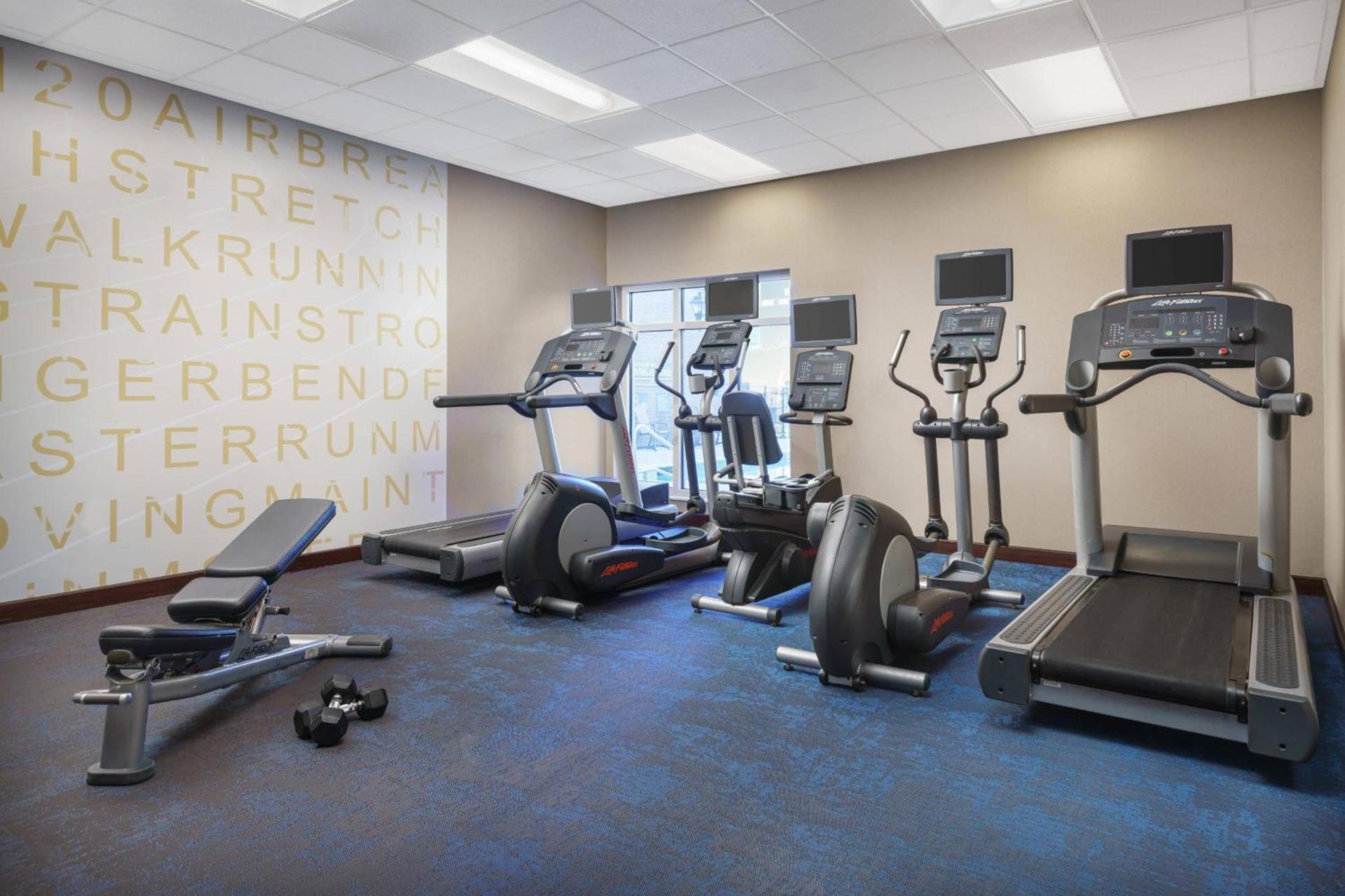 Residence Inn by Marriott Charleston North/Ashley Phosphate photo 25