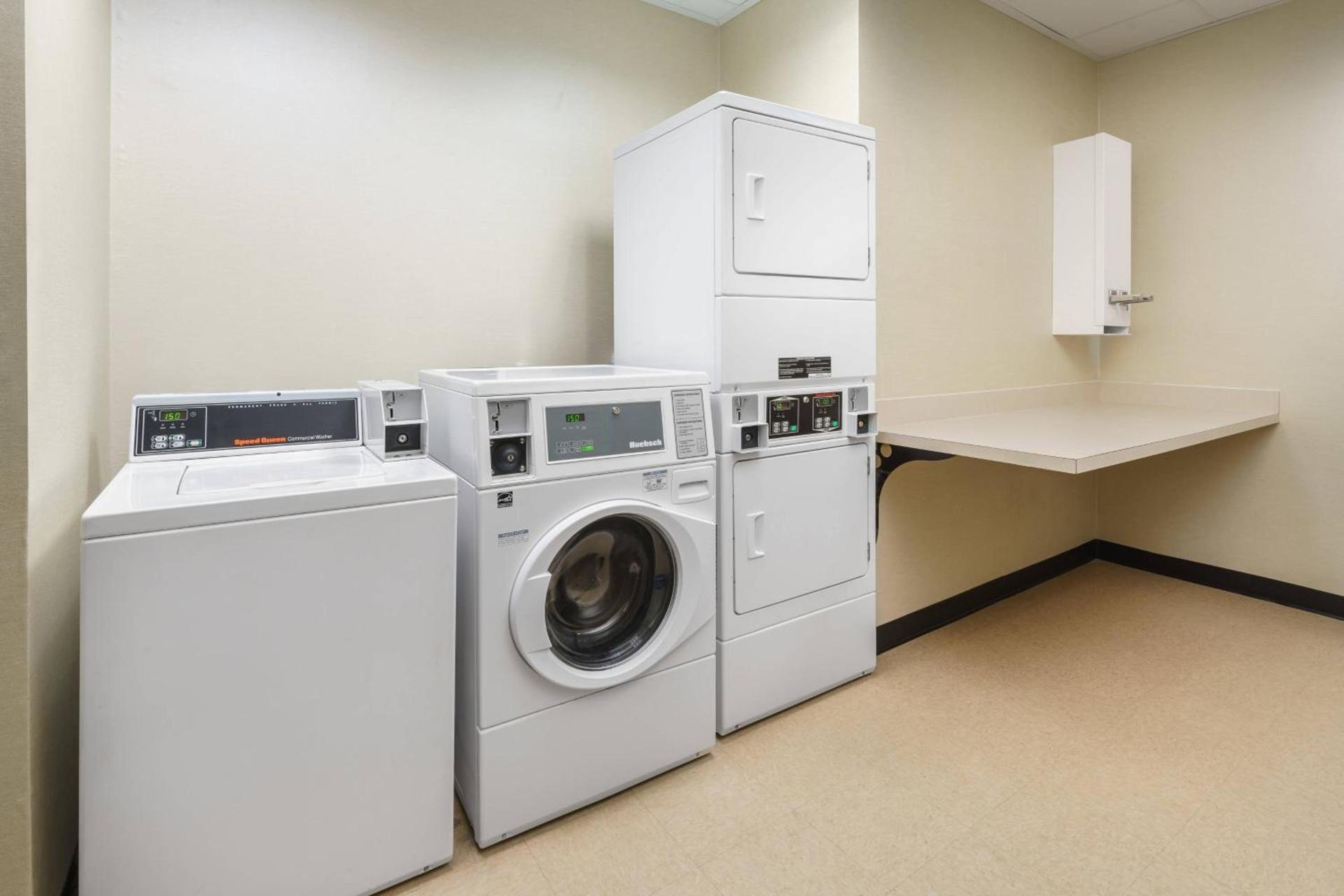 Residence Inn by Marriott Charleston North/Ashley Phosphate photo 19