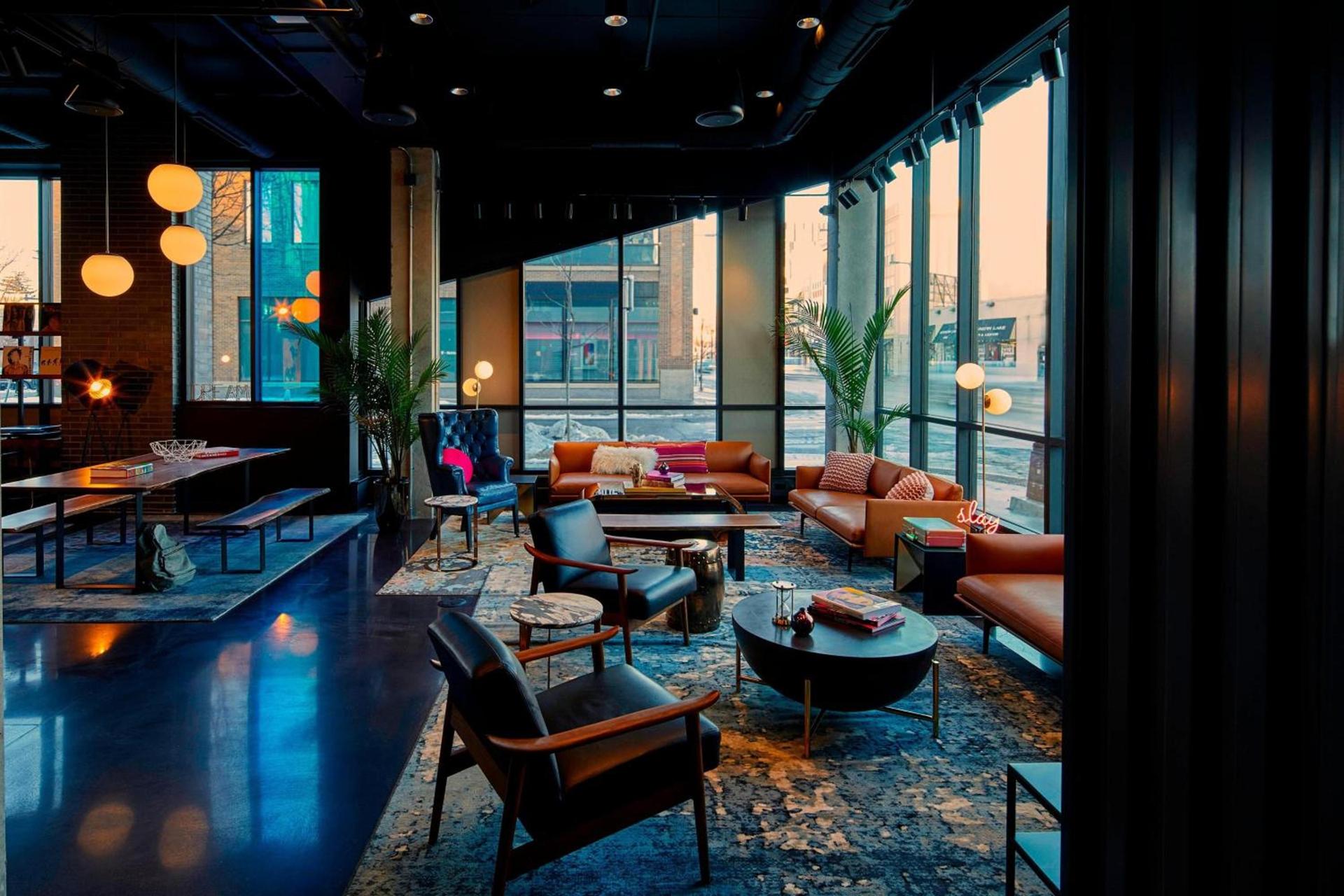 MOXY Minneapolis Uptown photo 5