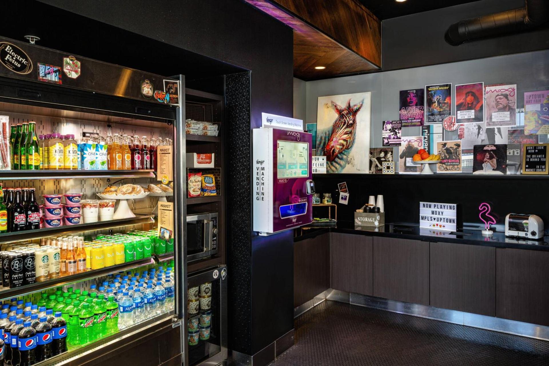 MOXY Minneapolis Uptown photo 16