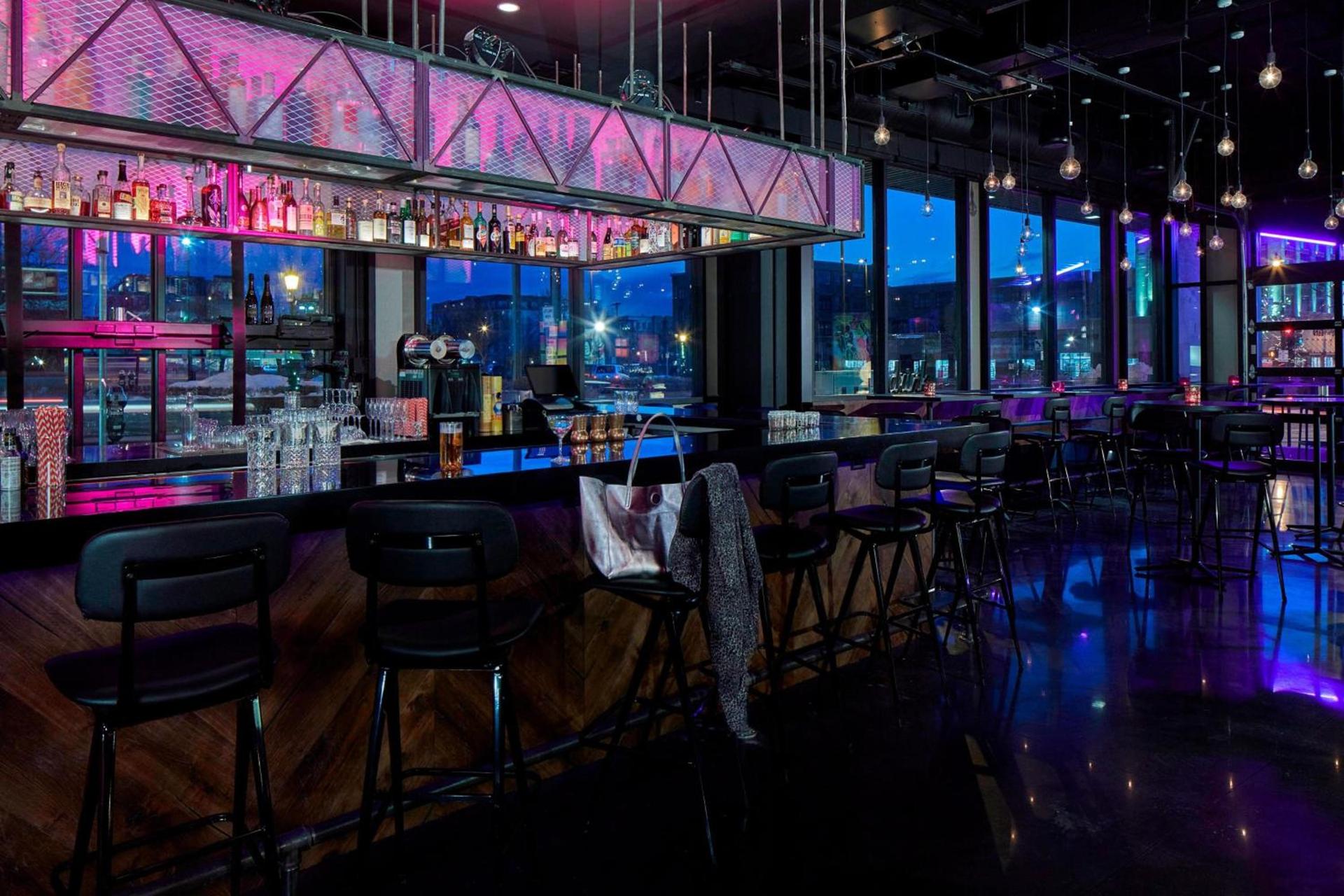 MOXY Minneapolis Uptown photo 17