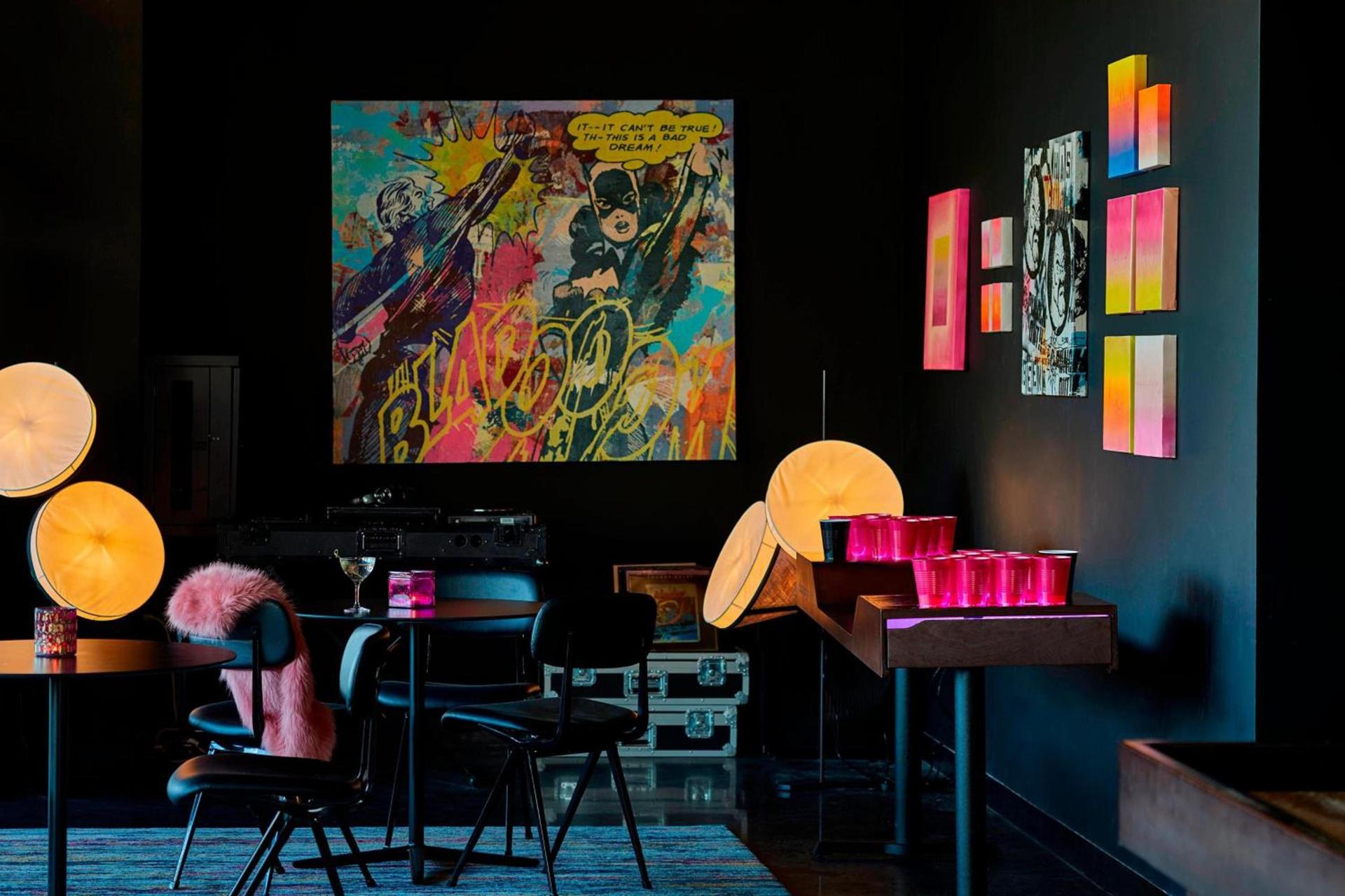 MOXY Minneapolis Uptown photo 20