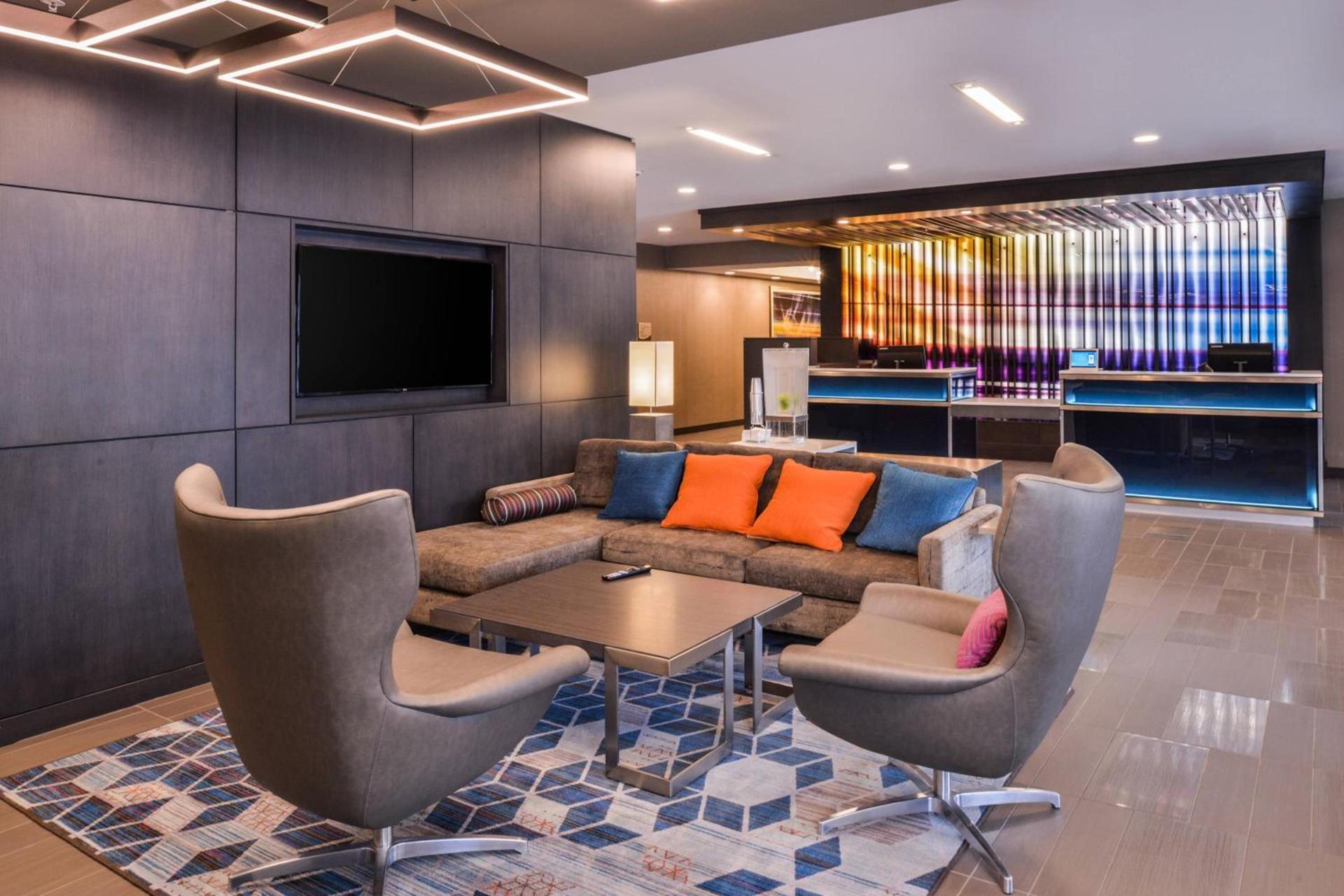 Fairfield Inn & Suites by Marriott Raleigh Cary photo 8