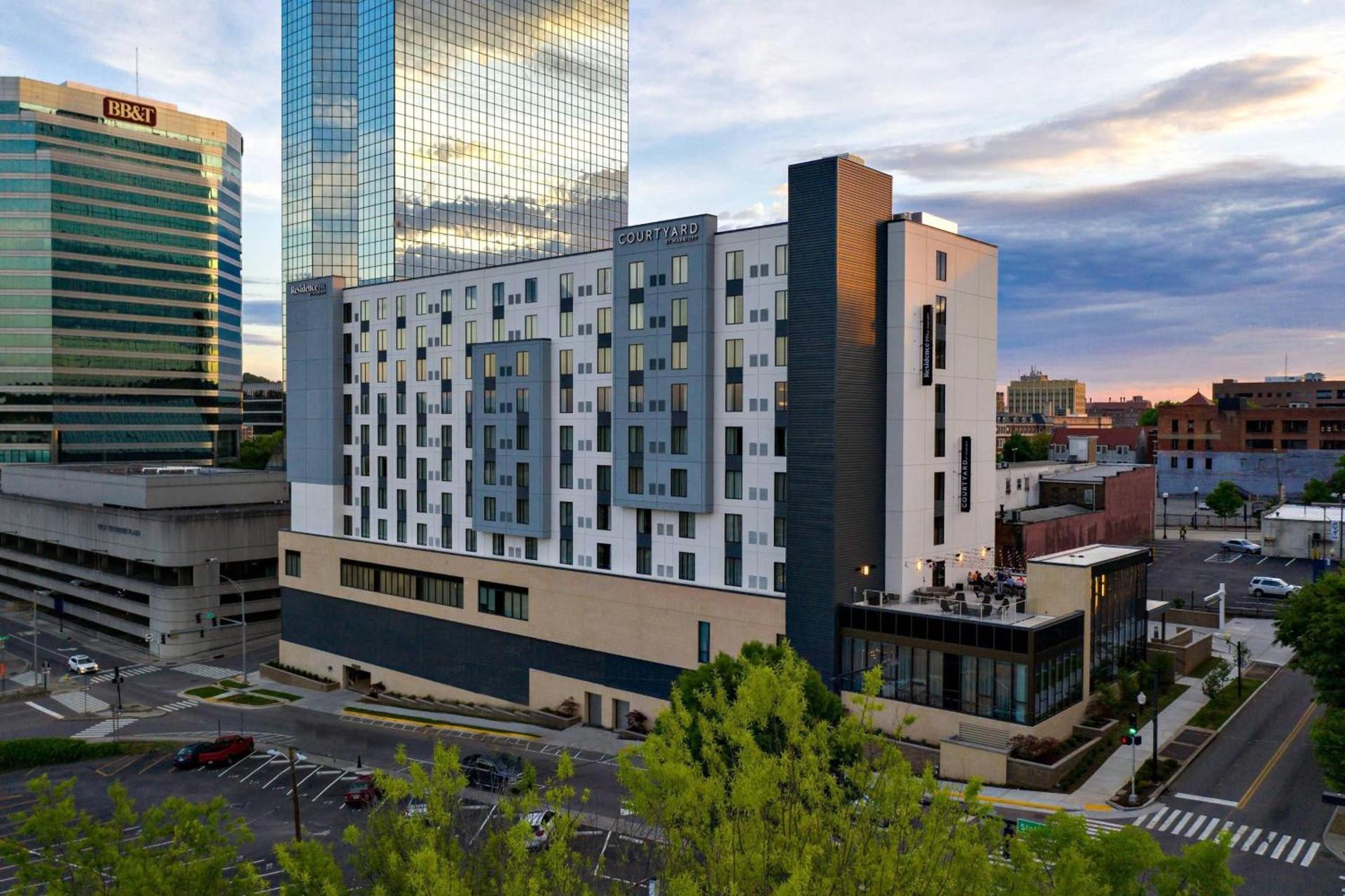 Courtyard by Marriott Knoxville Downtown photo 1
