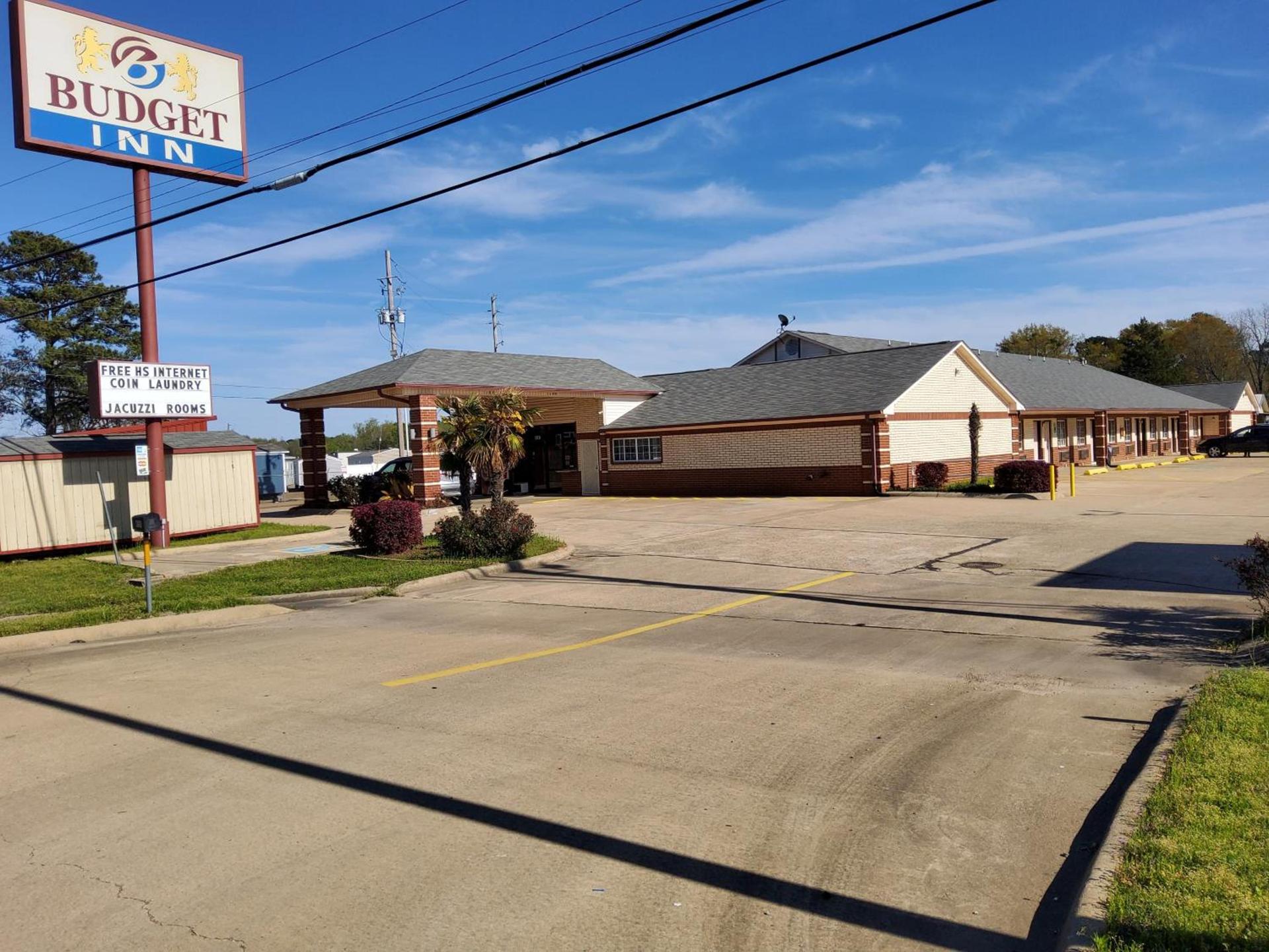 Budget Inn photo 1