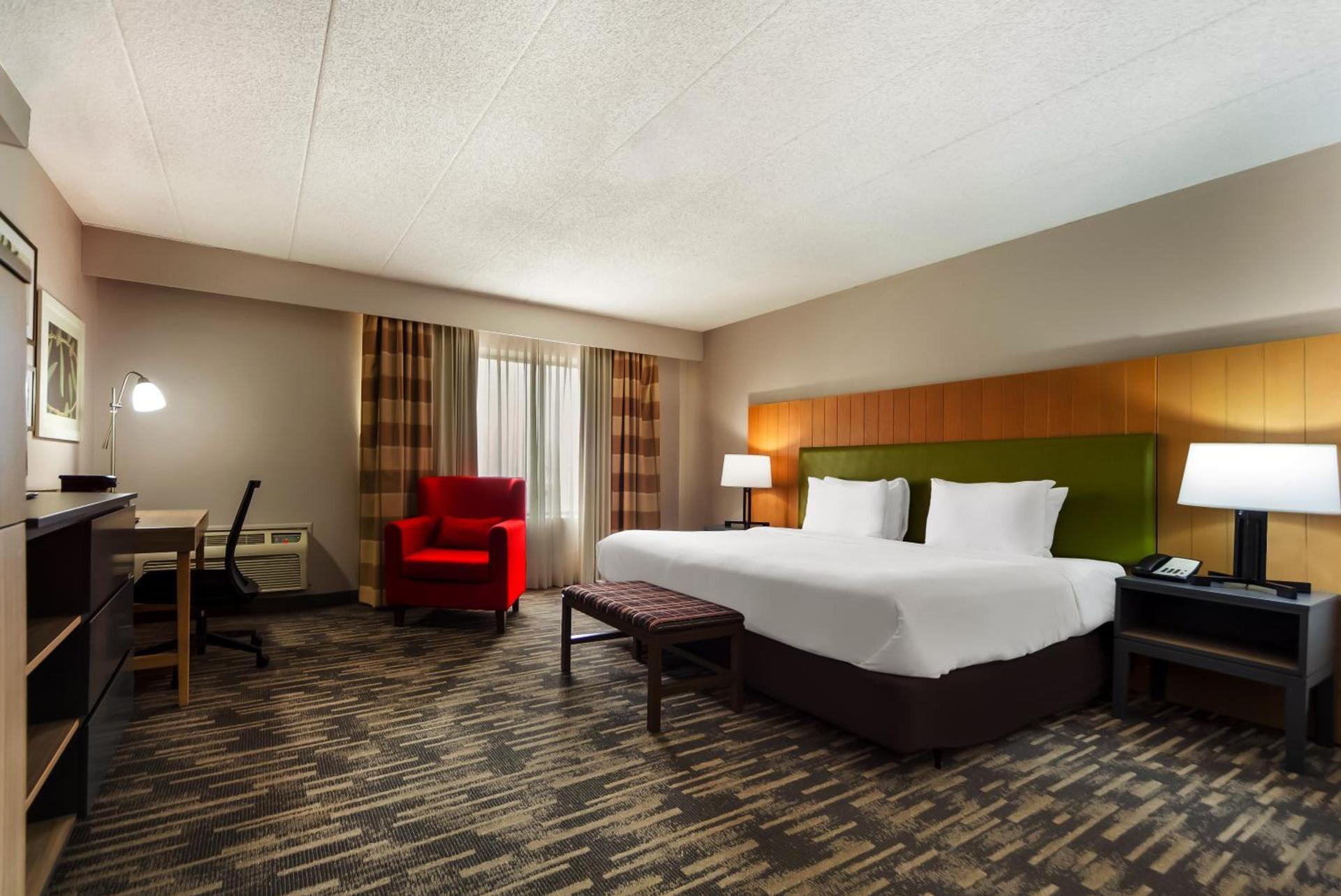 Wingate by Wyndham Lincoln Airport East I-80 photo 59