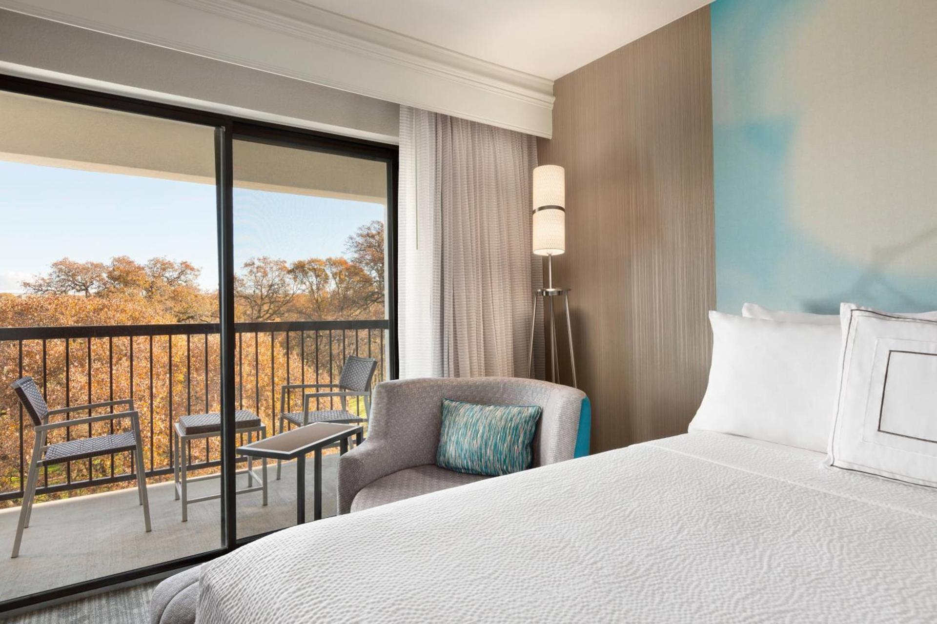 Courtyard by Marriott Roseville photo 10