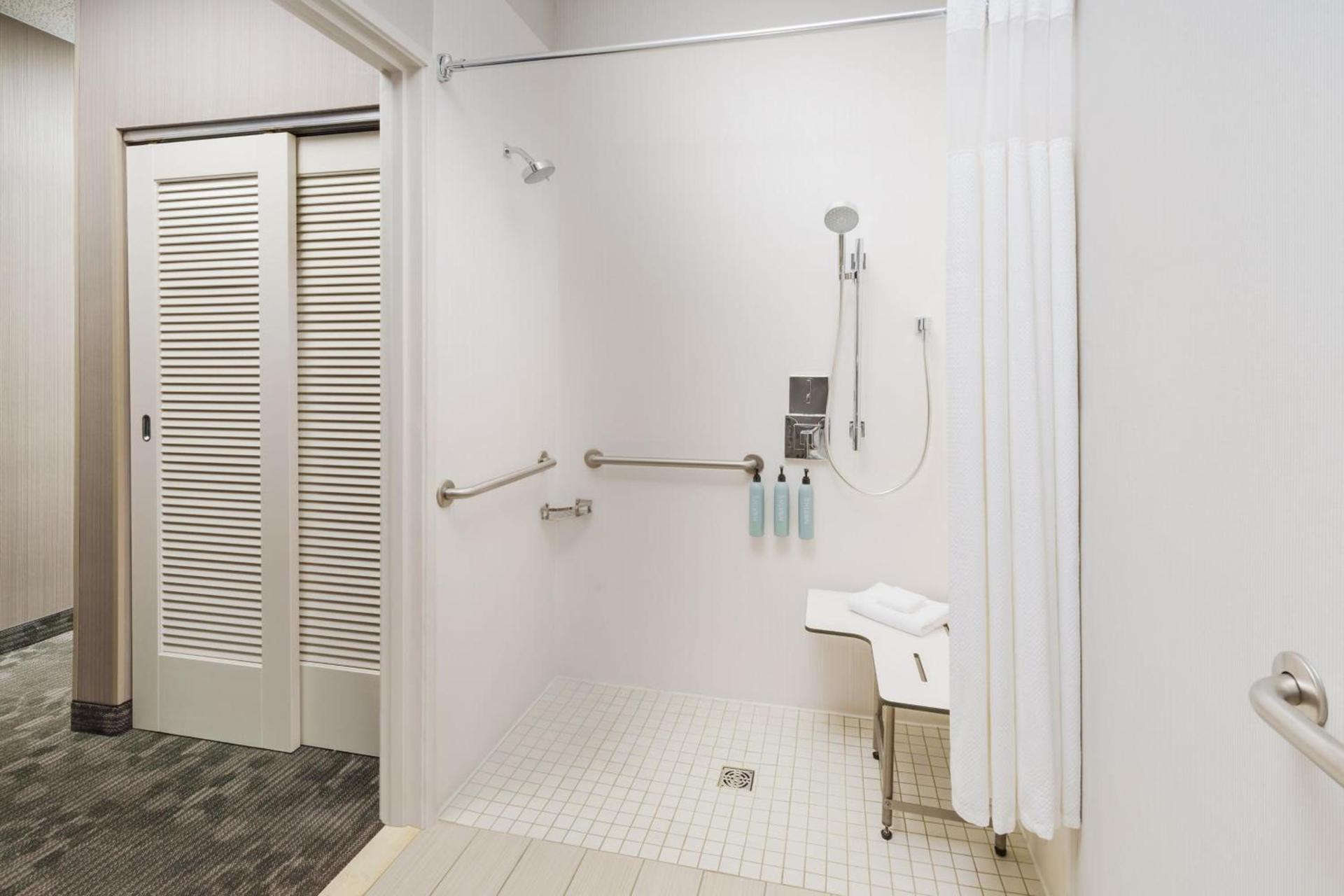 Courtyard by Marriott Roseville photo 20