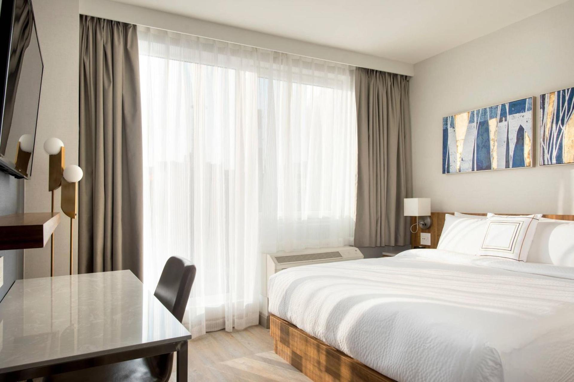 TownePlace Suites by Marriott New York Long Island City photo 6