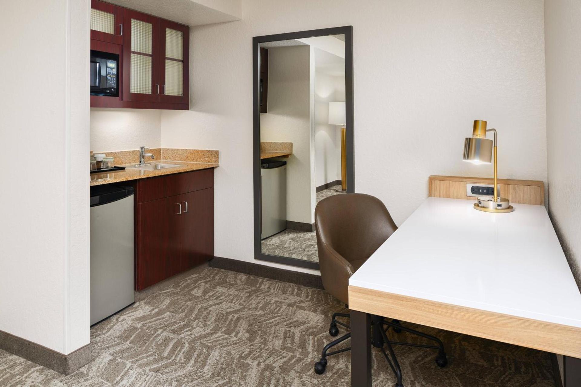 SpringHill Suites Houston Hobby Airport photo 9