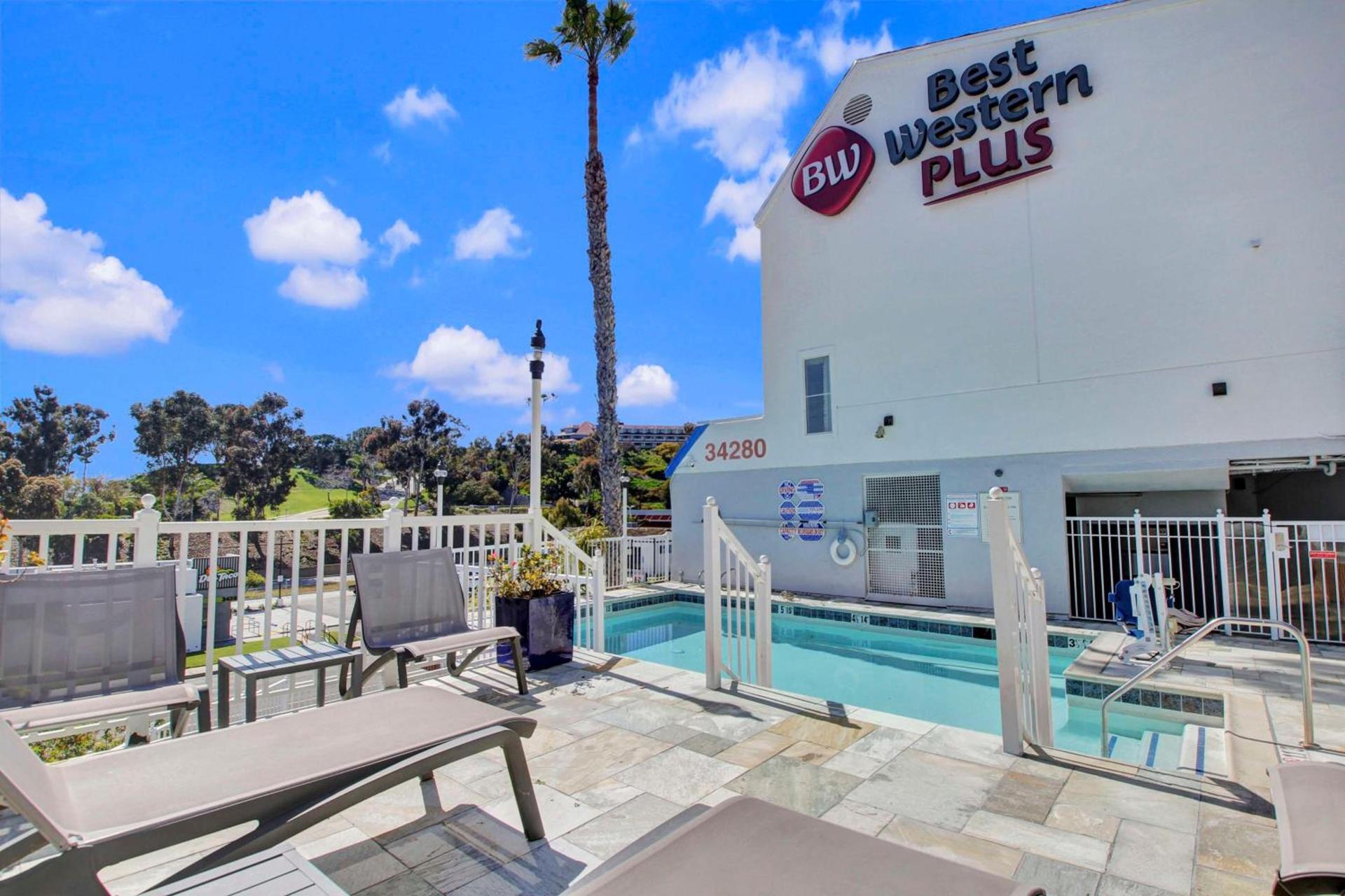 Best Western Plus Marina Shores Hotel photo 6