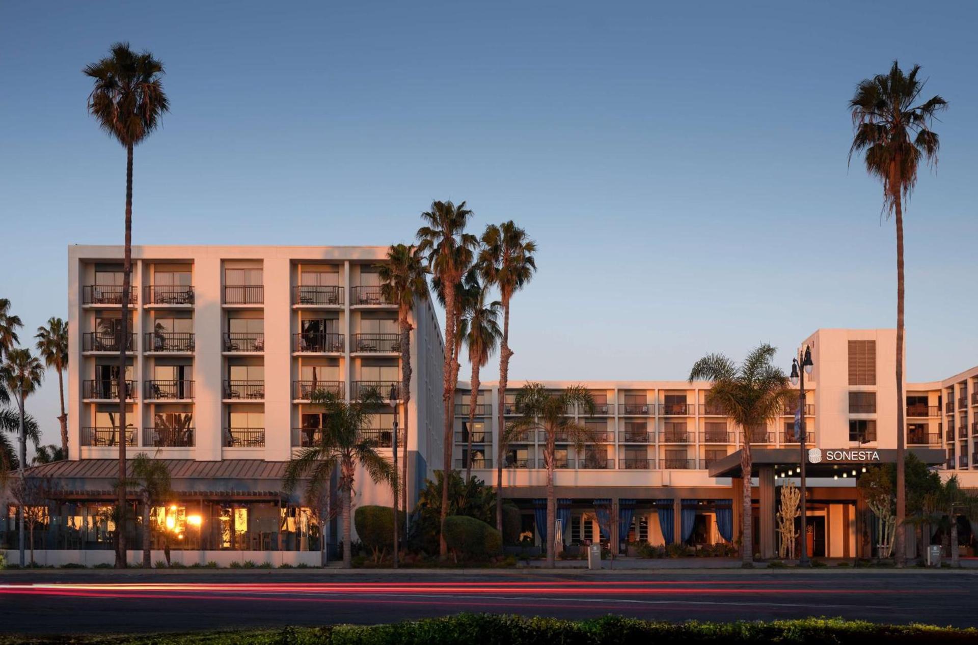 Sonesta Redondo Beach and Marina photo 3