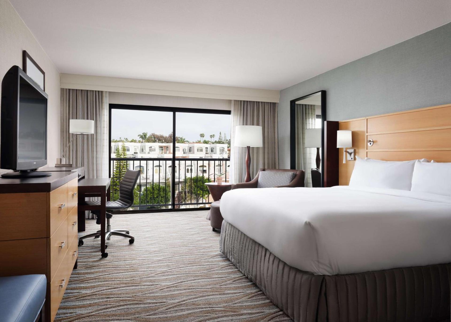 Sonesta Redondo Beach and Marina photo 17