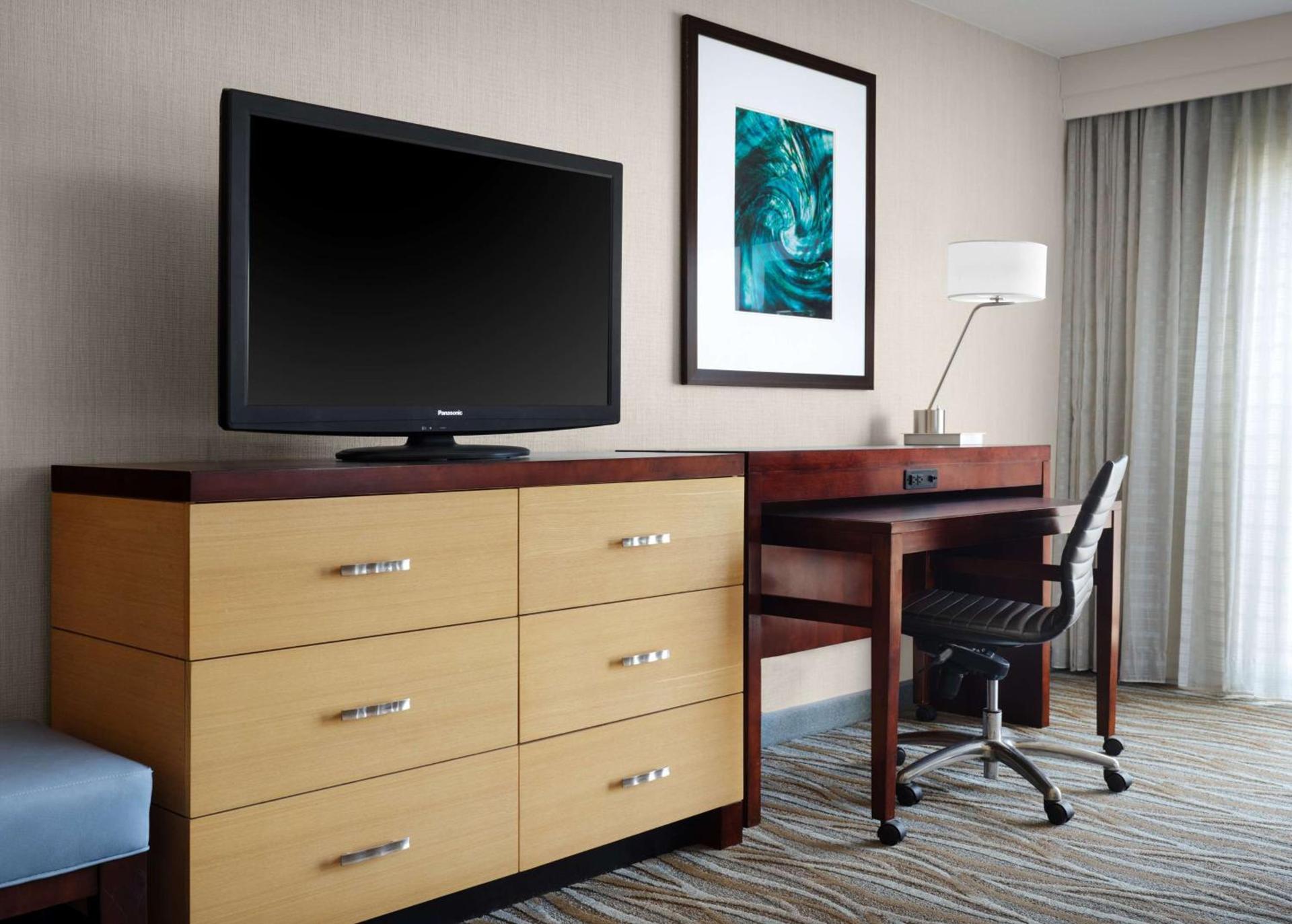 Sonesta Redondo Beach and Marina photo 21