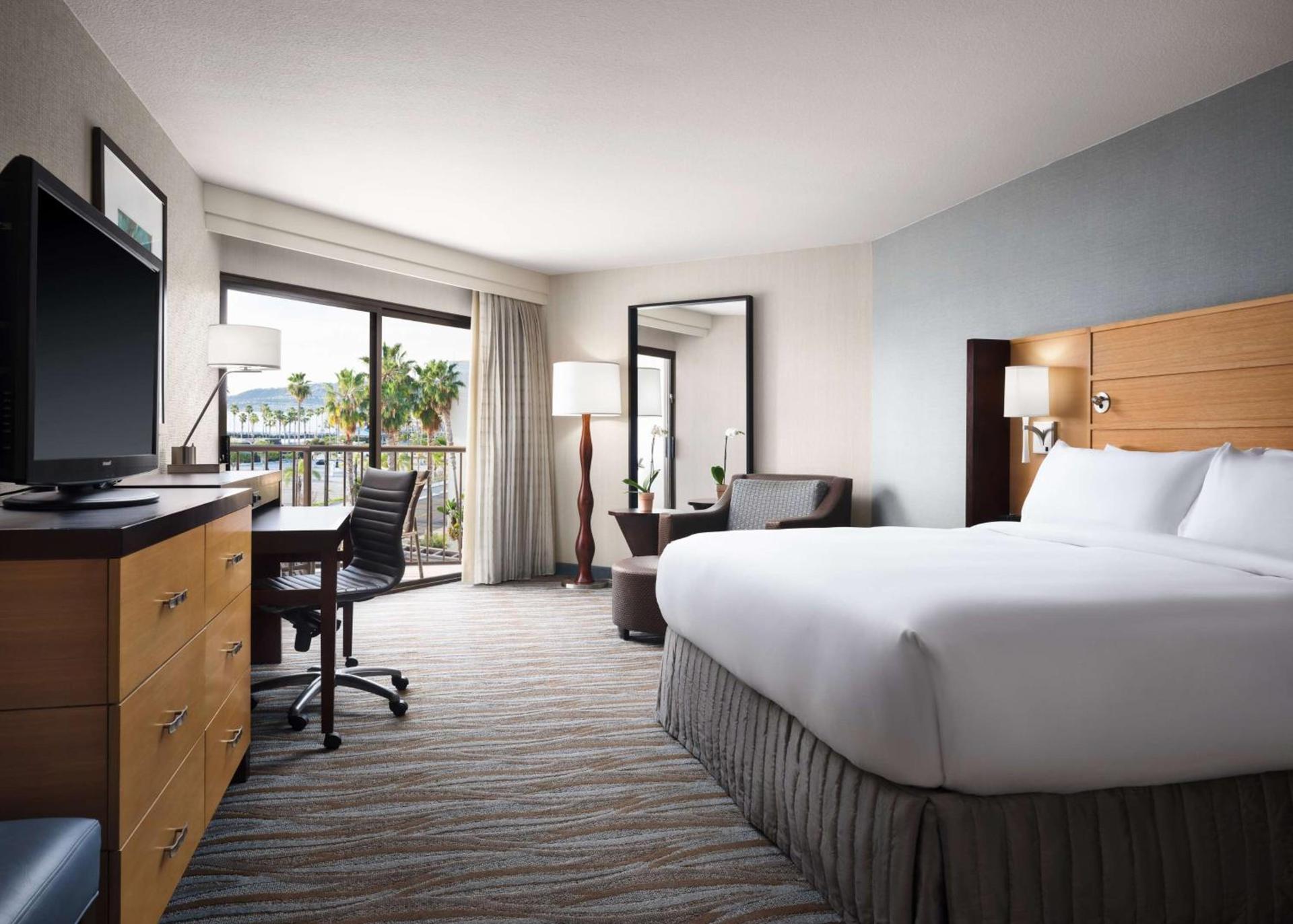 Sonesta Redondo Beach and Marina photo 23