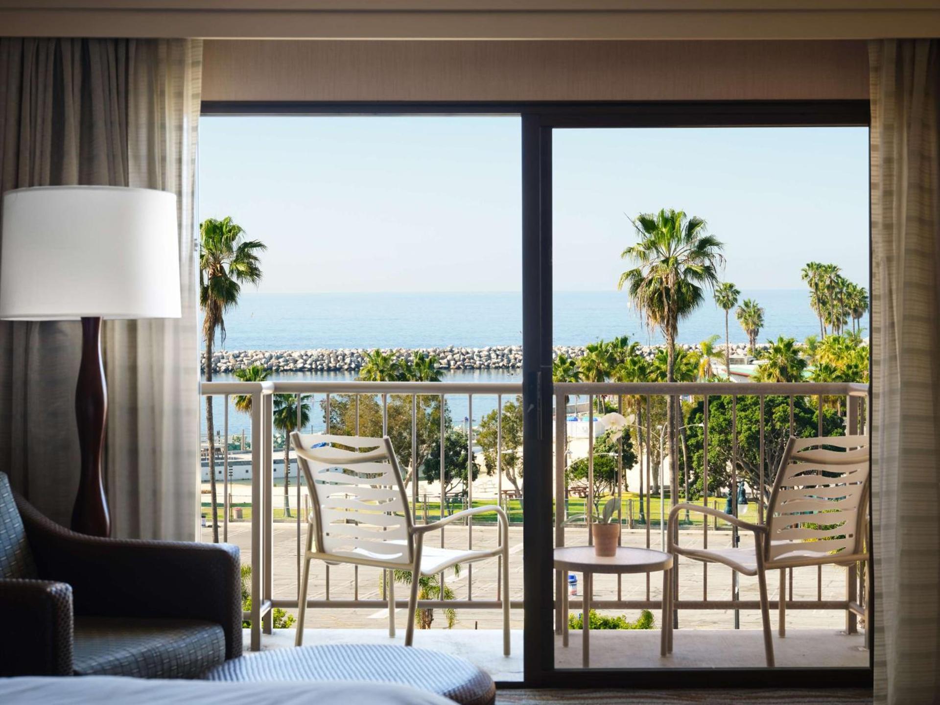 Sonesta Redondo Beach and Marina photo 27